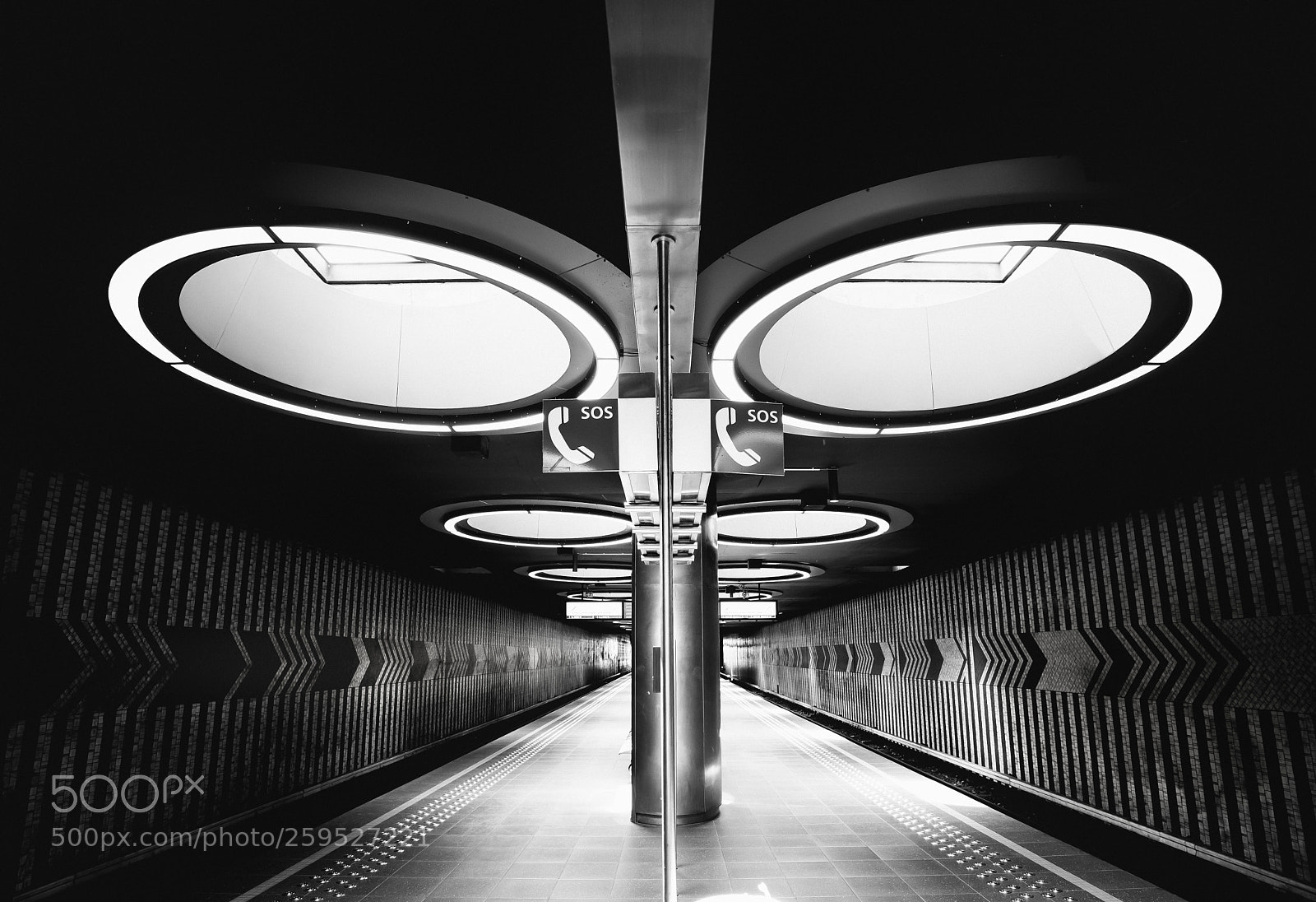 Nikon D750 sample photo. U bahnhof photography