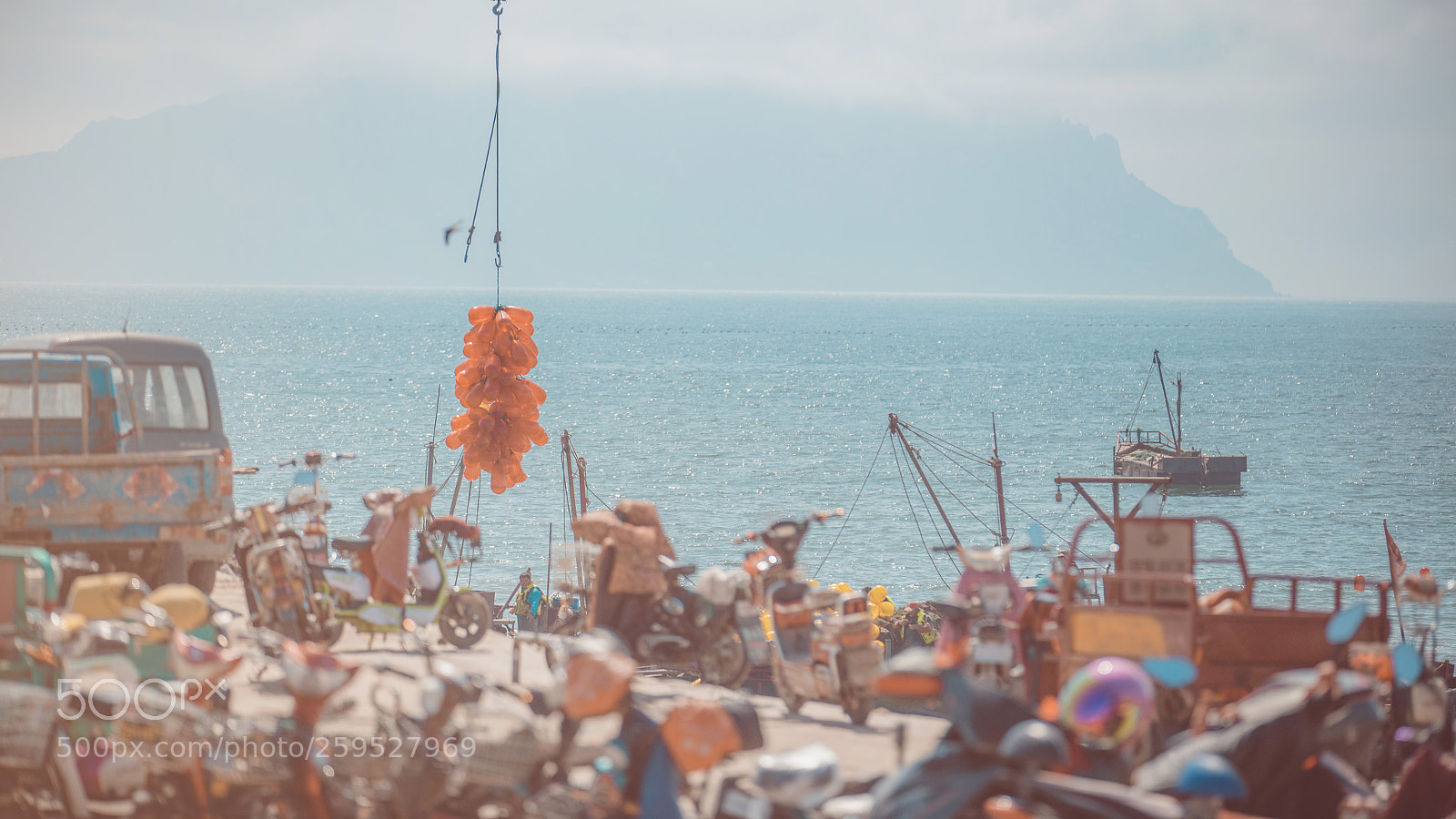Canon EOS 5DS sample photo. 一个很小的码头 photography