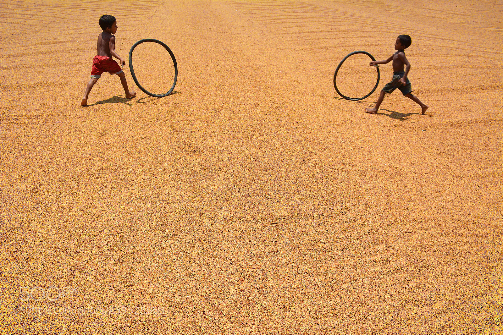 Nikon D7100 sample photo. Playing with tyres photography