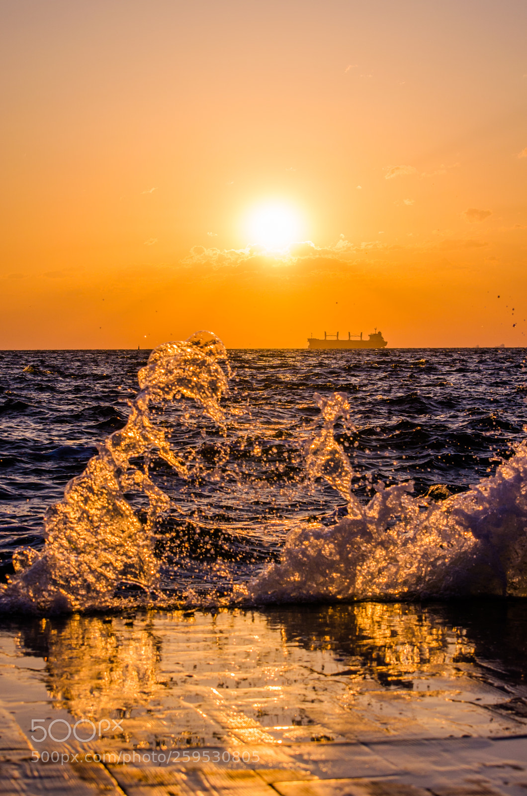 Nikon D5100 sample photo. Sunrise on the beach photography
