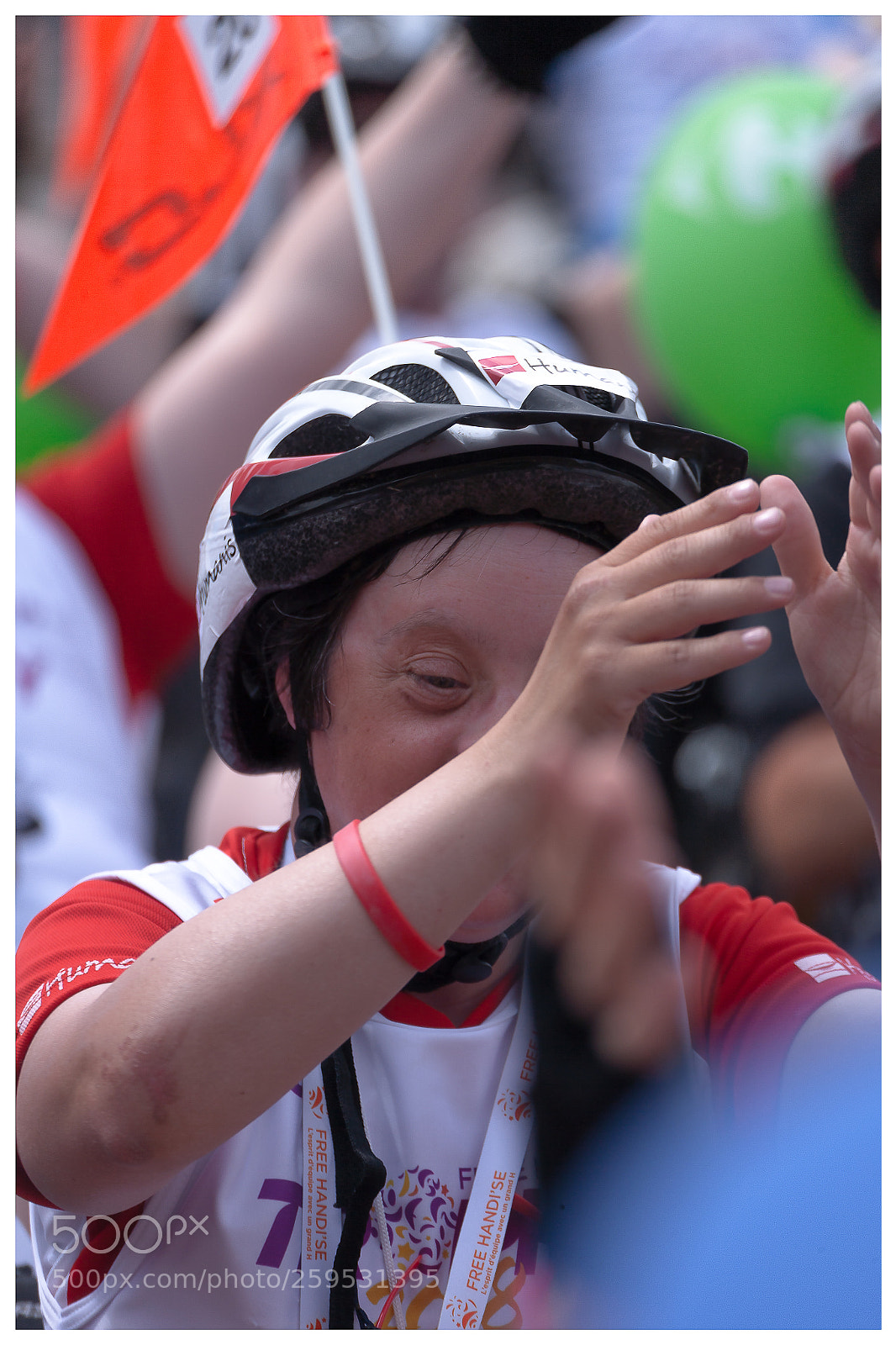 Canon EOS-1Ds Mark II sample photo. Free handi'se trophy photography