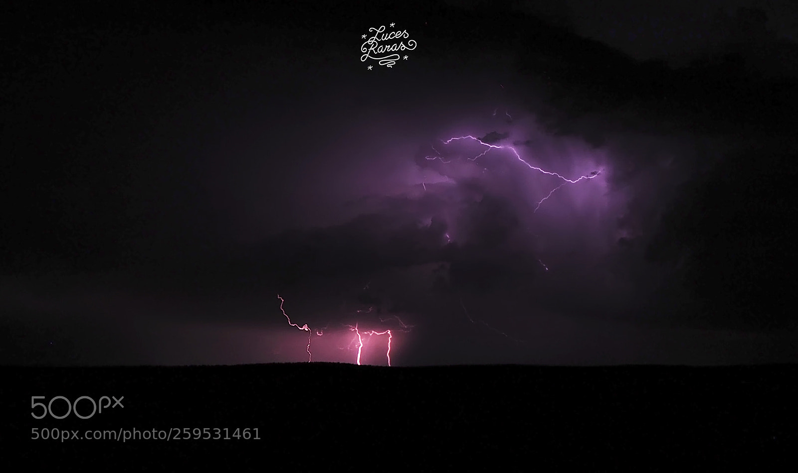 Olympus OM-D E-M10 II sample photo. Noche de tormenta photography