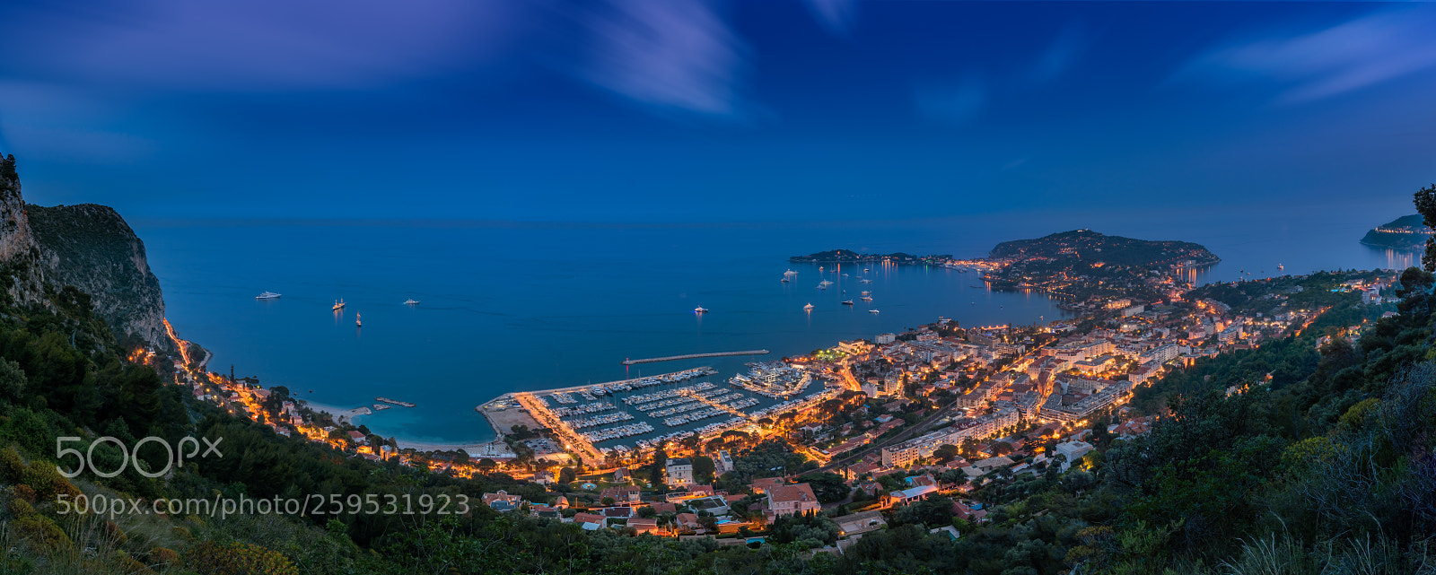 Nikon D810 sample photo. Beaulieu-sur-mer - panorama photography
