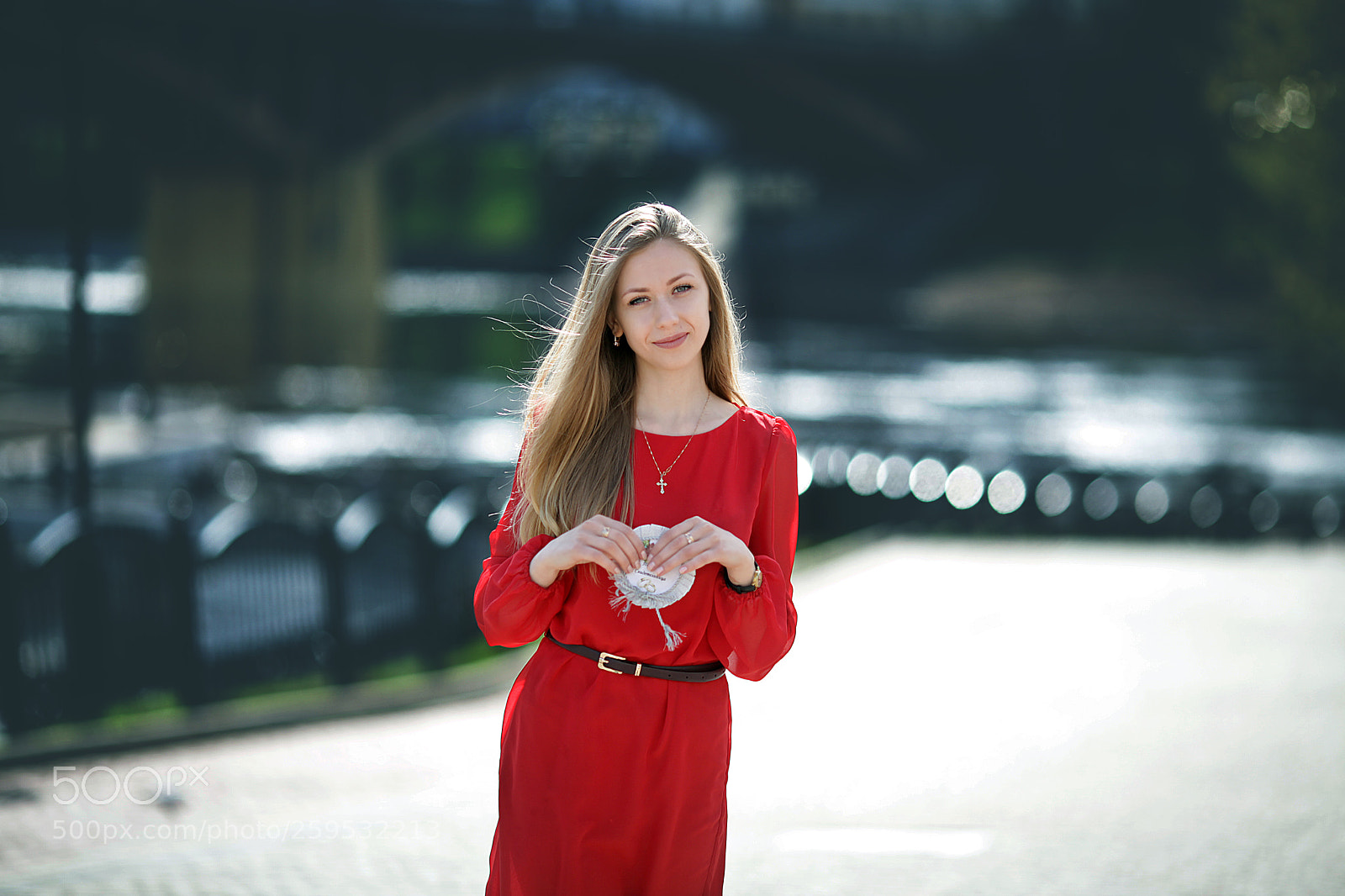 Canon EOS 5D Mark II sample photo. Stranger's smile photography