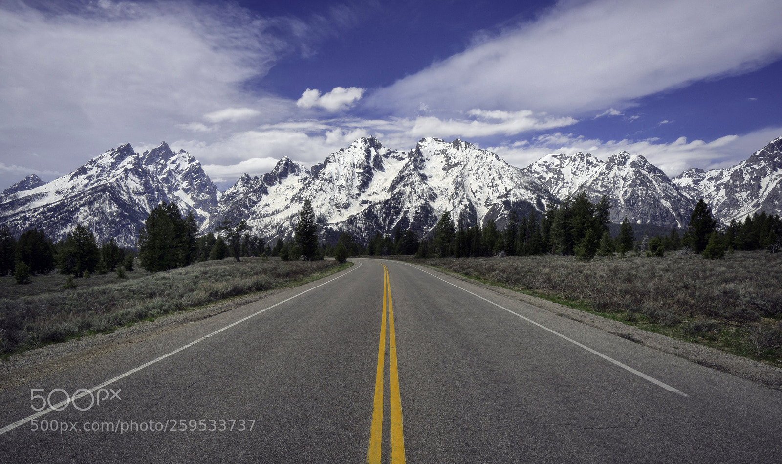 Sony a7 sample photo. Road shot photography