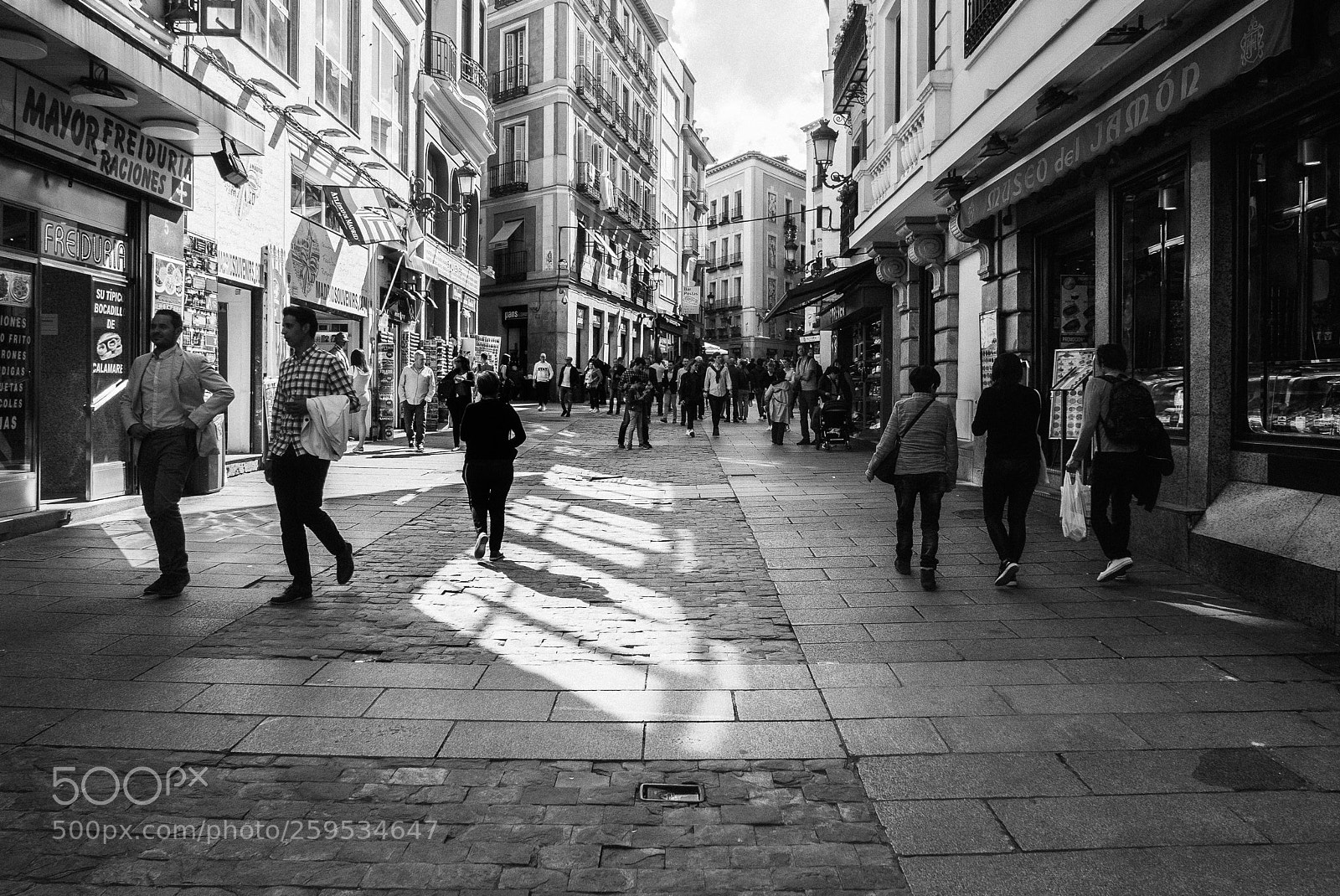 Panasonic Lumix DMC-LX100 sample photo. Street of madrid ... photography