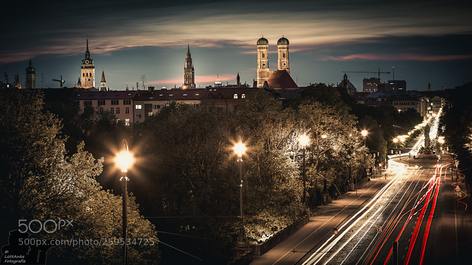Canon EOS 5D Mark IV sample photo. Light trails in munich photography