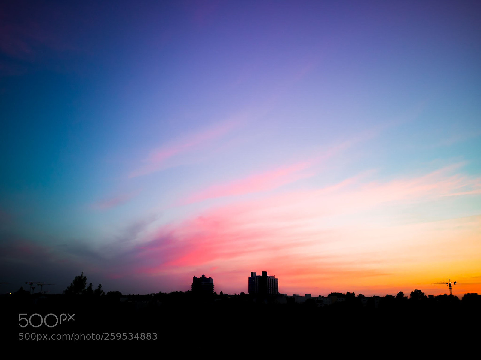 HUAWEI CLT-L29 sample photo. Colorful sunset over berlin photography