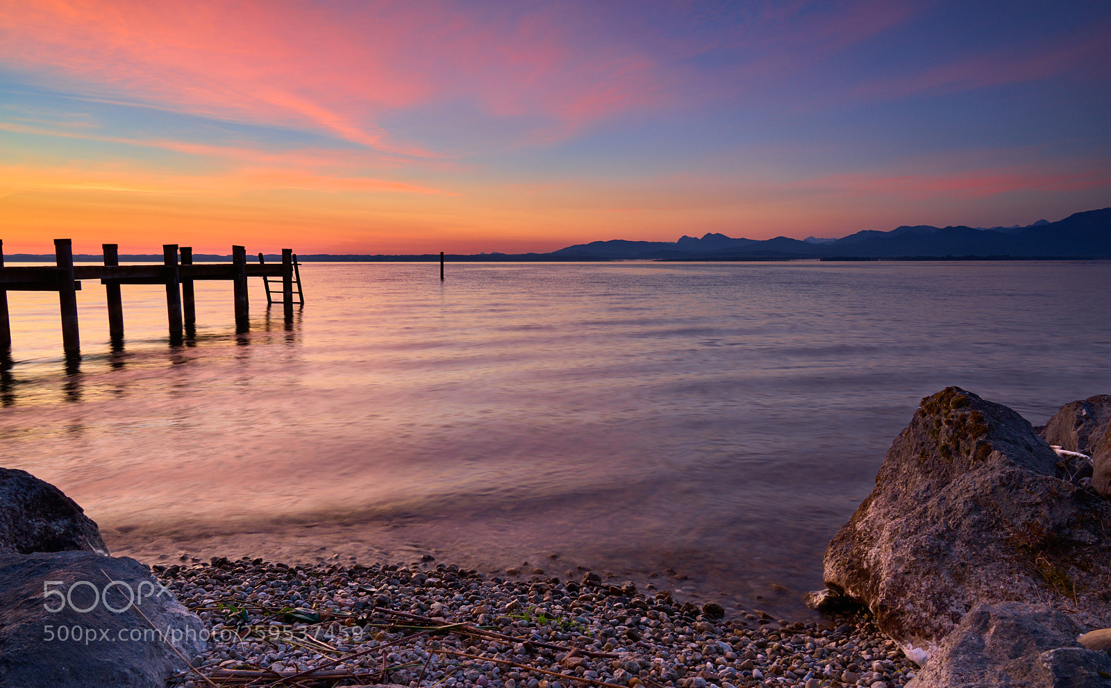 Sony a7 II sample photo. Early bird saturday the photography