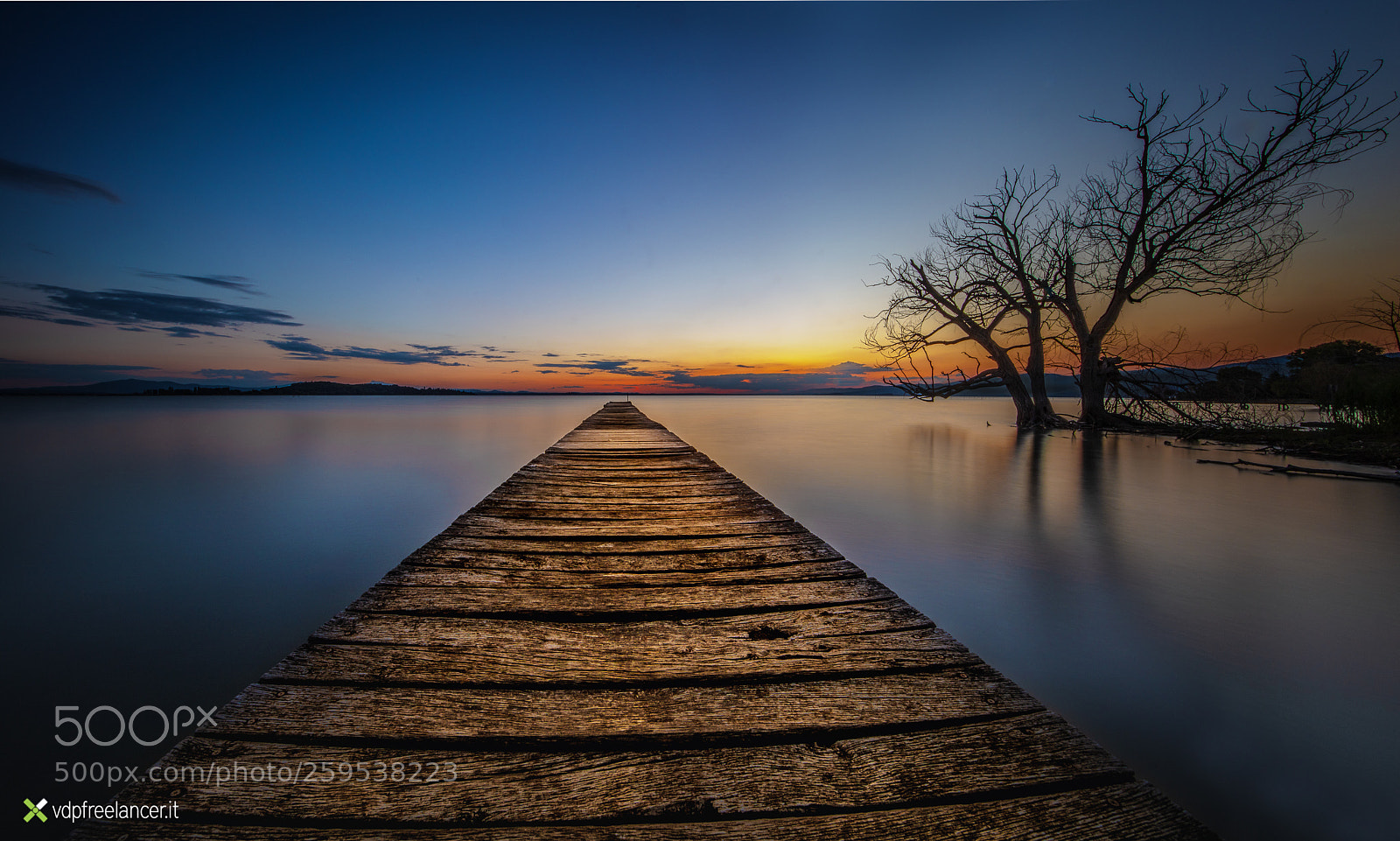 Canon EOS 5DS sample photo. Trasimeno photography