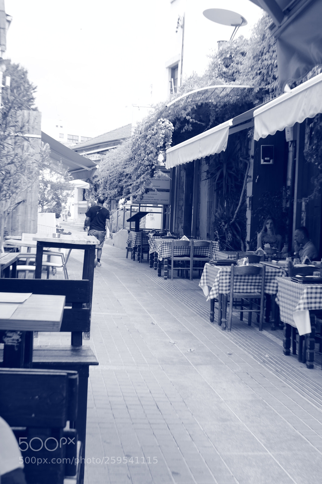 Canon EOS 750D (EOS Rebel T6i / EOS Kiss X8i) sample photo. Limassol old town photography