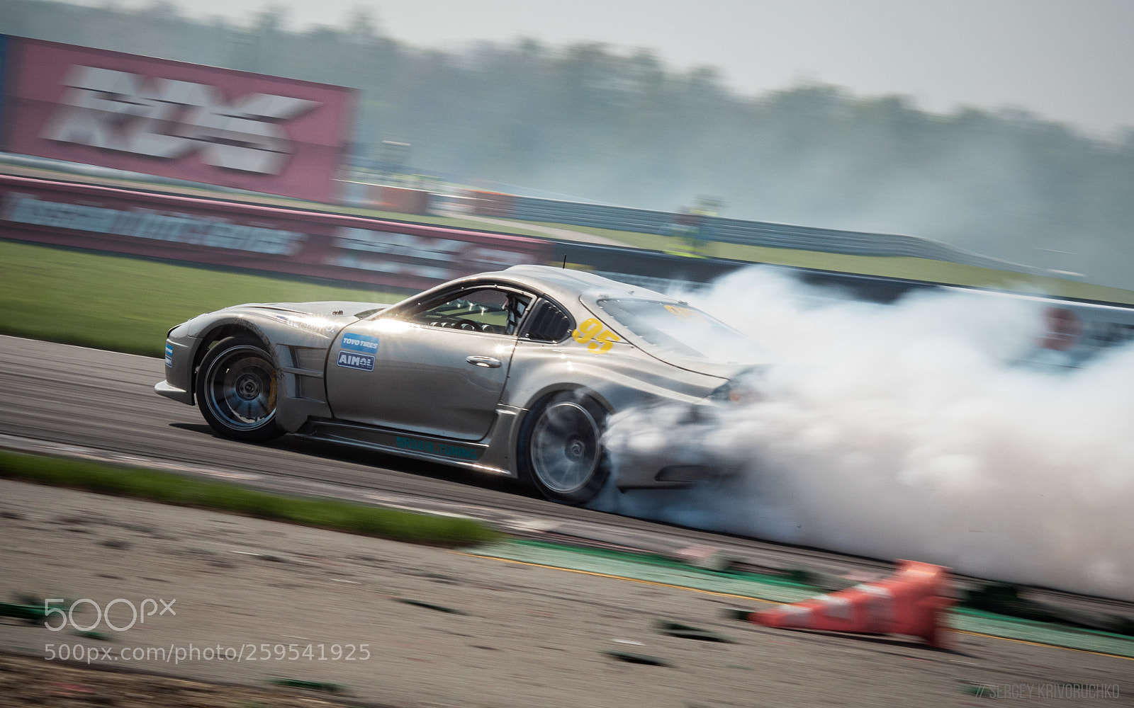 Olympus OM-D E-M5 II sample photo. Supra, pilot - denis photography