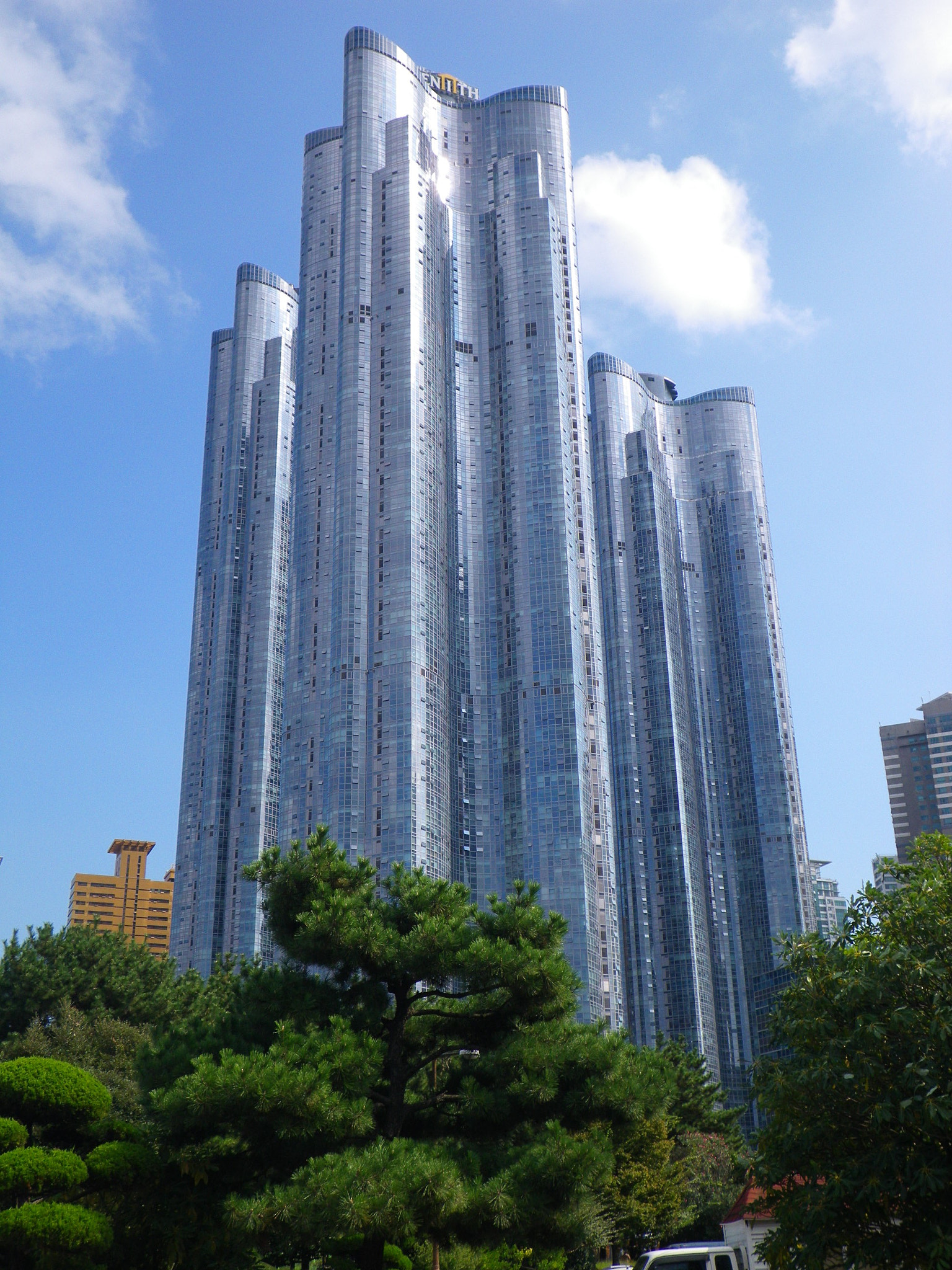 Pentax Optio P80 sample photo. Busan  photography