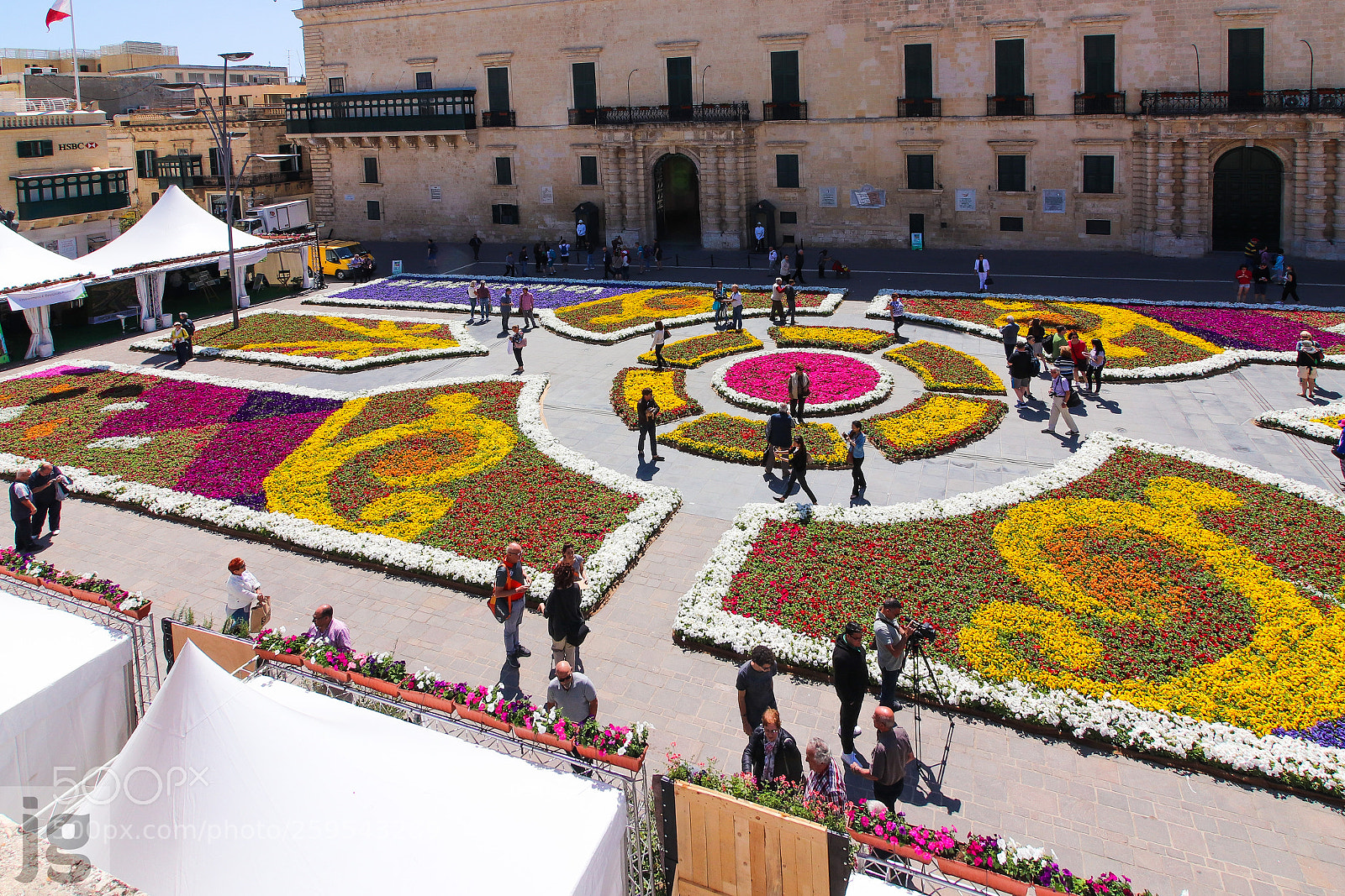Canon EOS 77D (EOS 9000D / EOS 770D) sample photo. Valletta infiorata photography