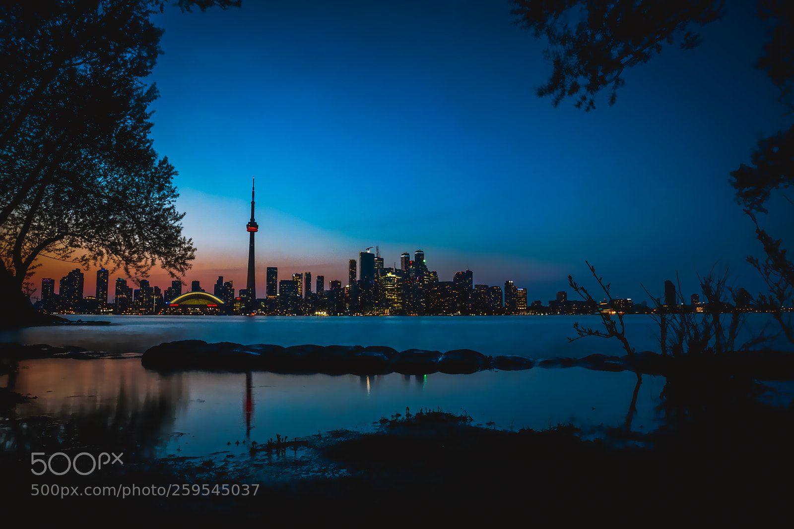 Sony a6000 sample photo. Toronto evening photography