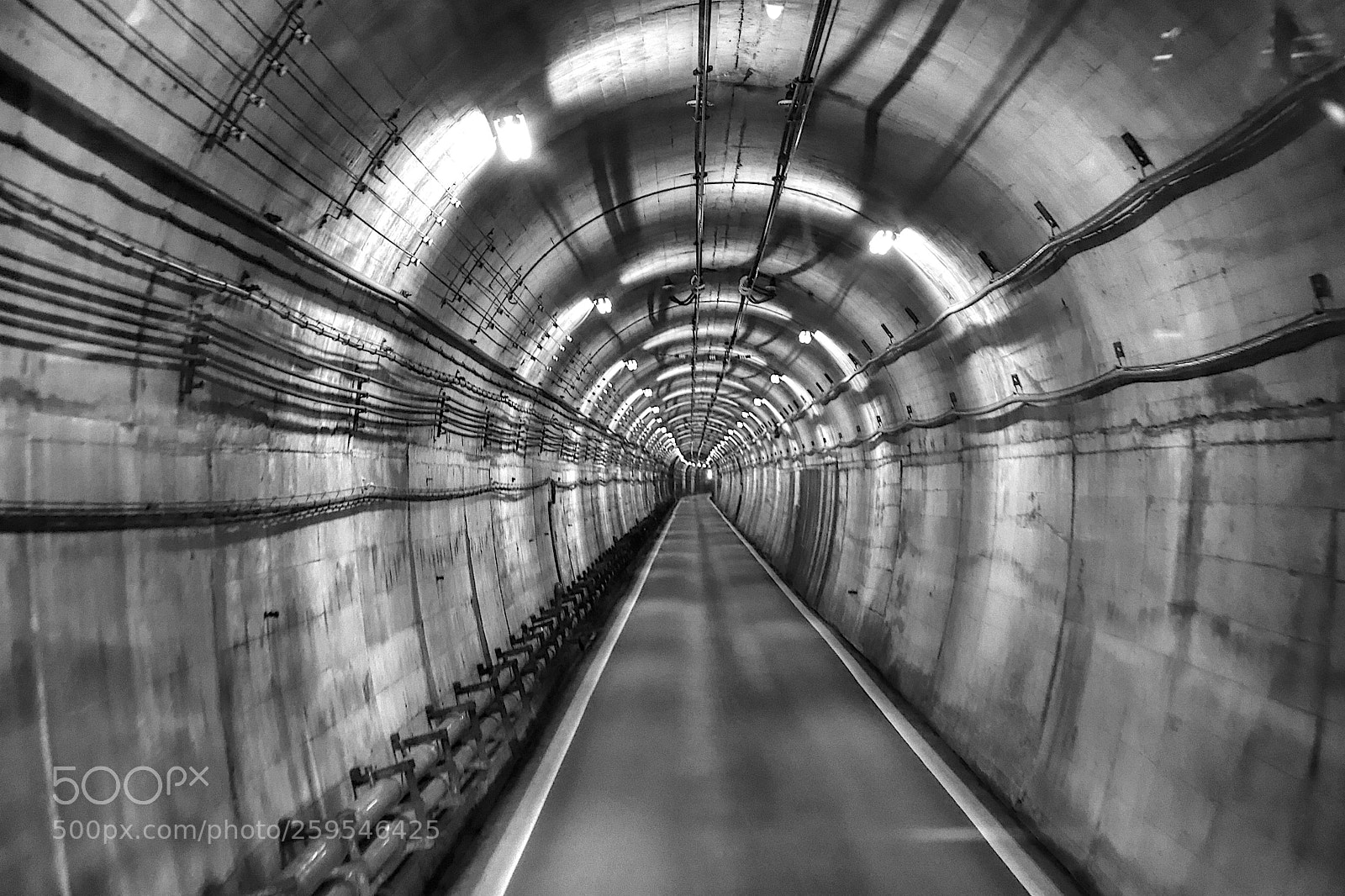 Canon EOS 6D Mark II sample photo. The tunnel1 photography