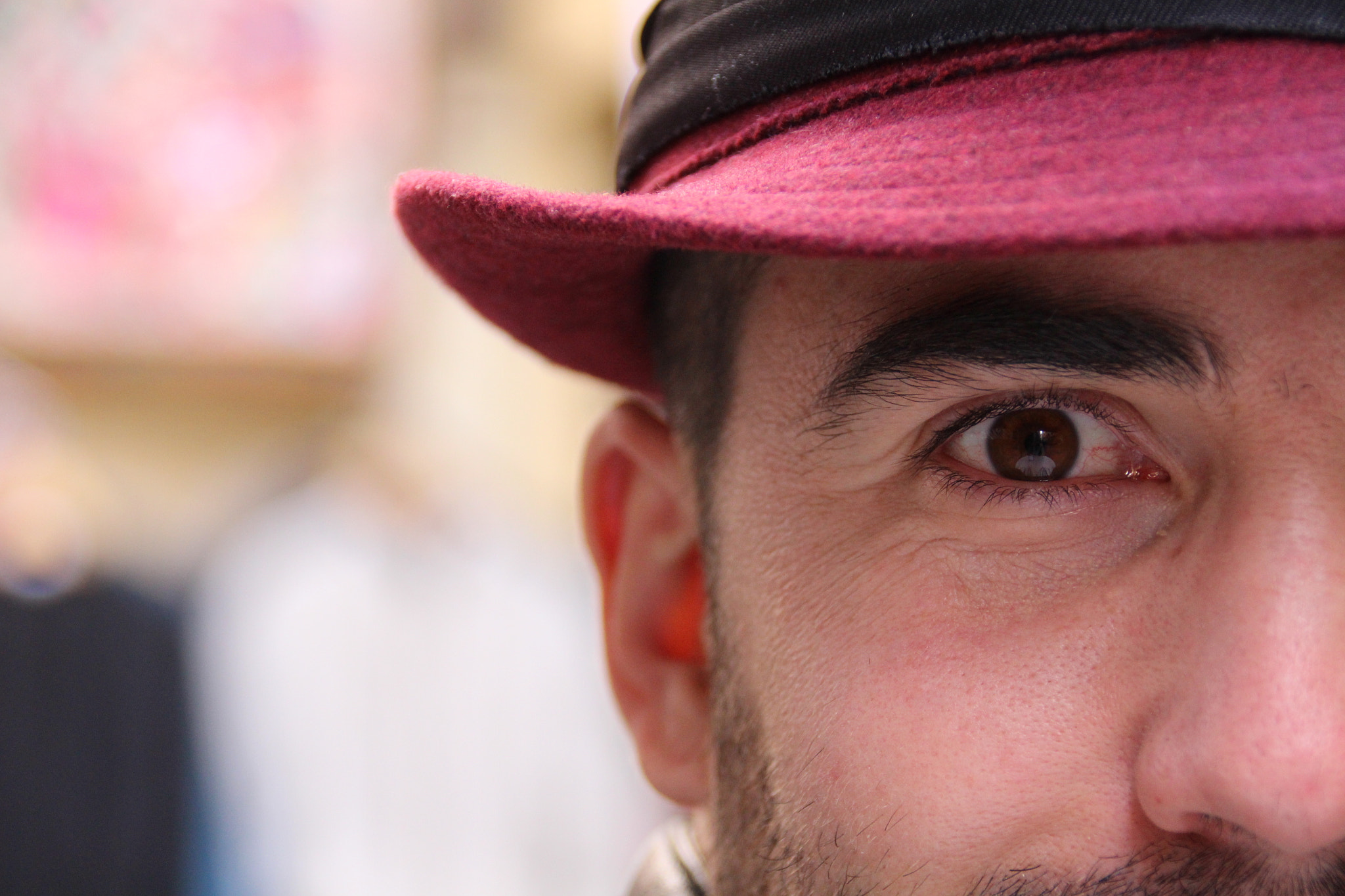 Canon EF 75-300mm F4.0-5.6 IS USM sample photo. Hey man! photography