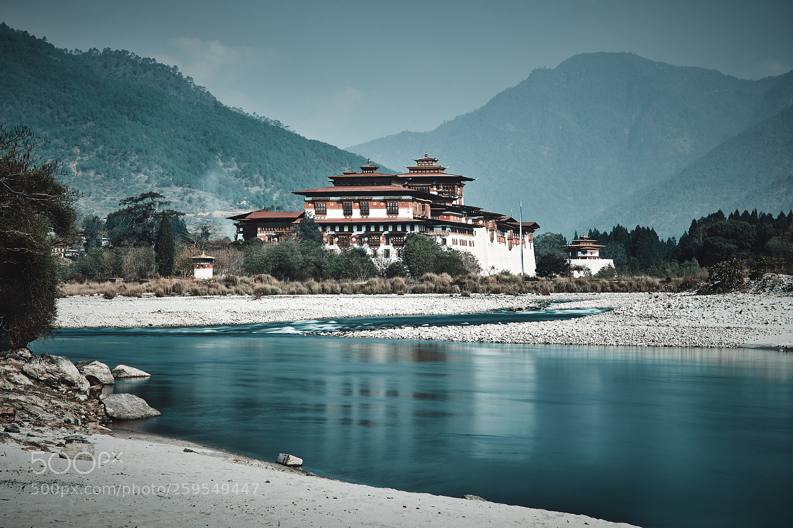 Canon EOS 5D Mark IV sample photo. Bhutan: punakha dzong i. photography