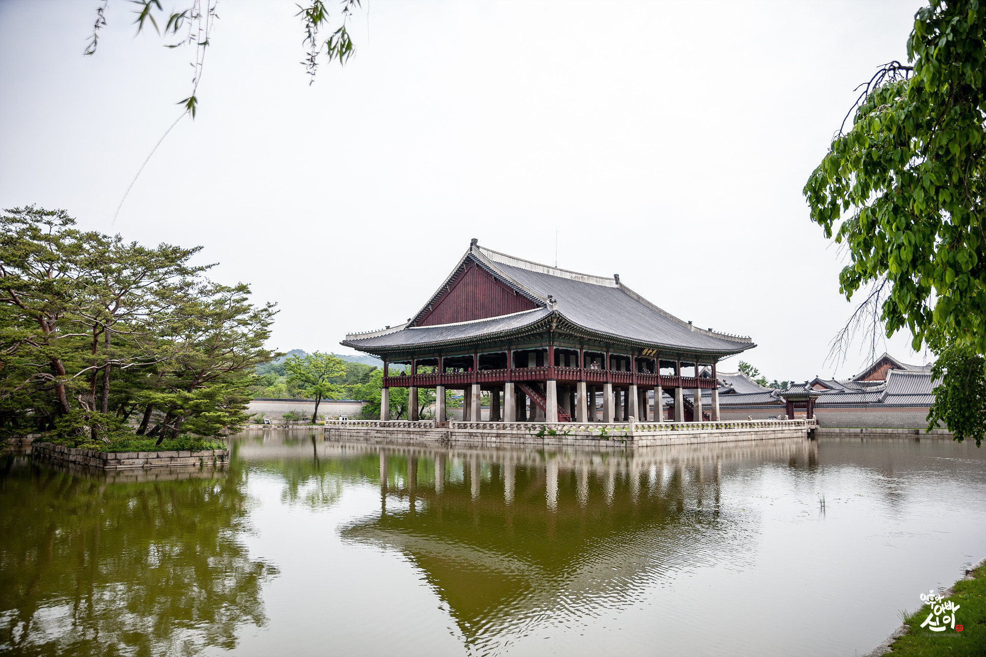 Canon EOS-1Ds Mark III sample photo. Gyeongbok palace photography