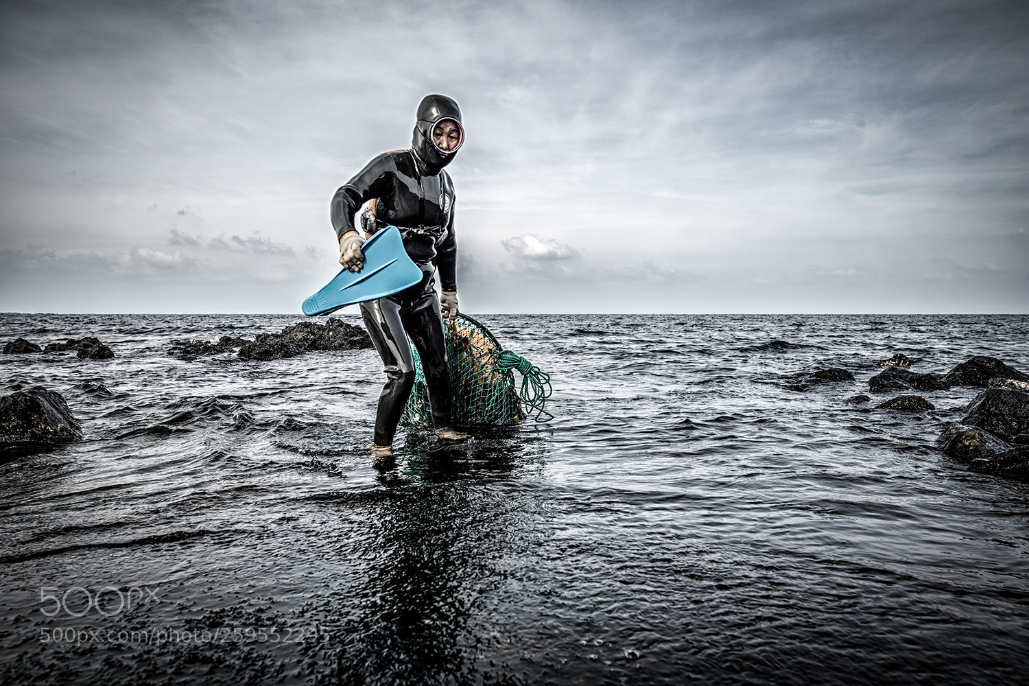 Nikon D5 sample photo. Jeju haenyeo(woman diver) photography