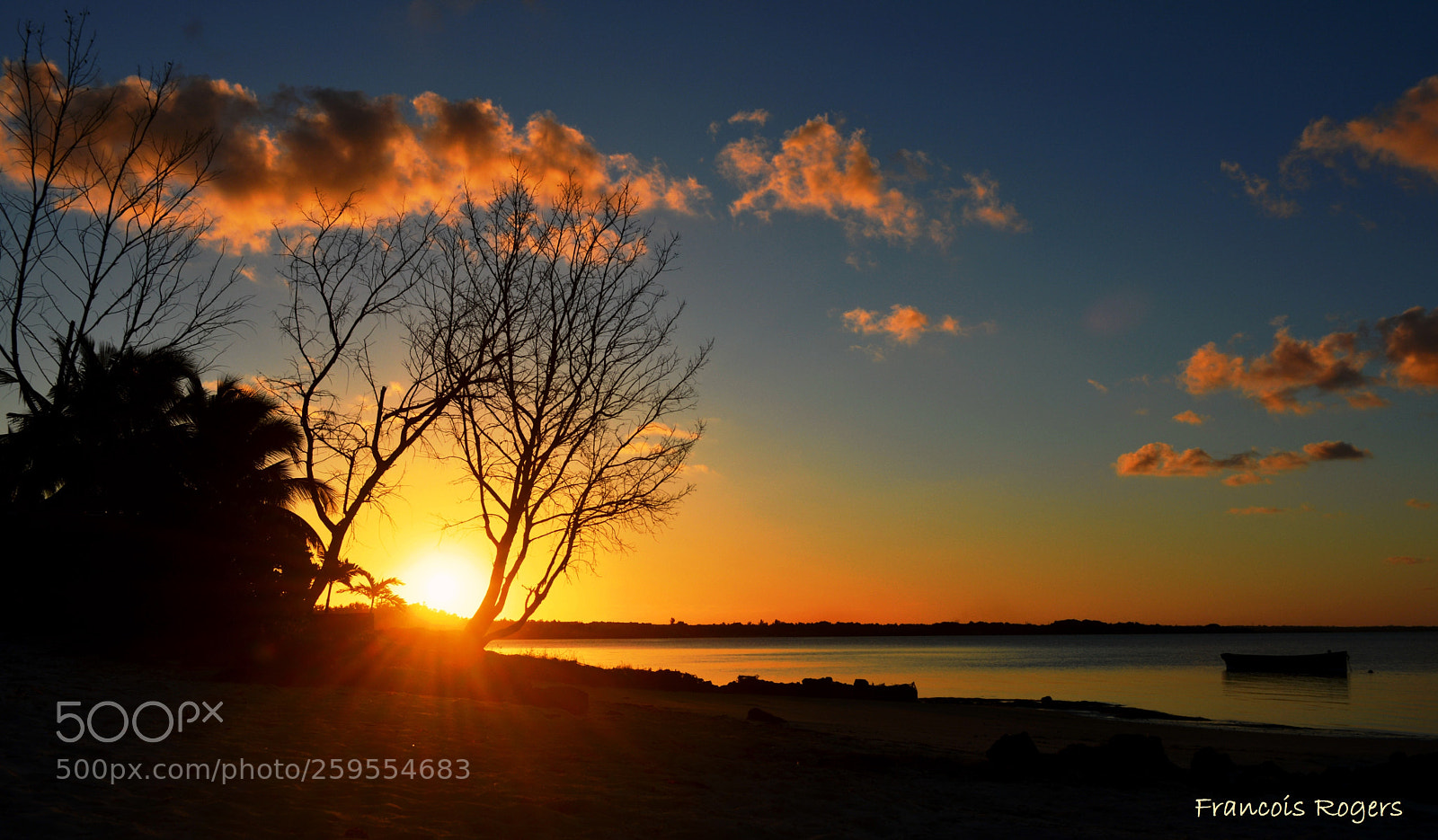 Nikon D5200 sample photo. Sunset roche noire photography