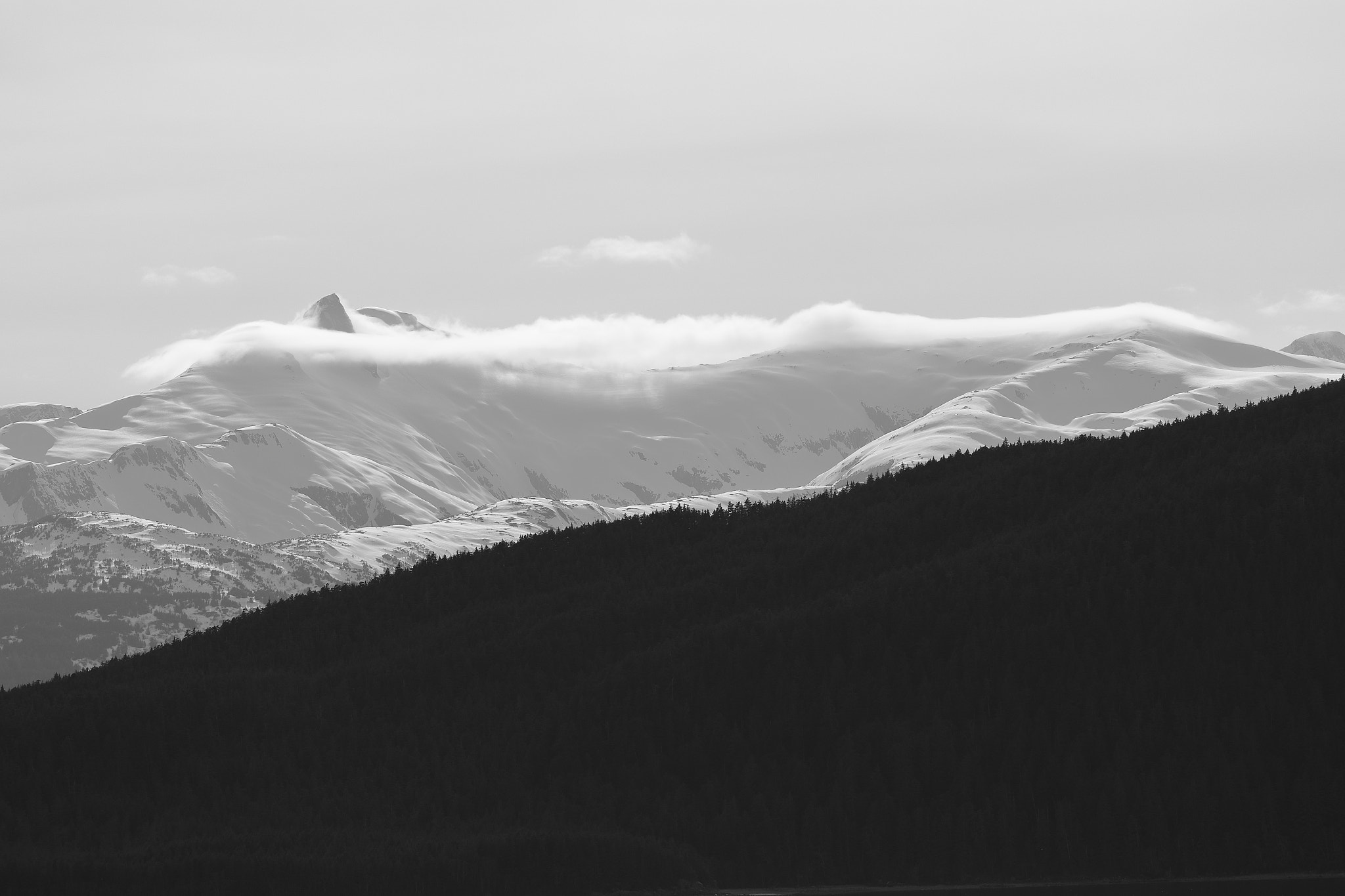 Canon EF 70-200mm F4L IS USM sample photo. Alaskan spring hike photography