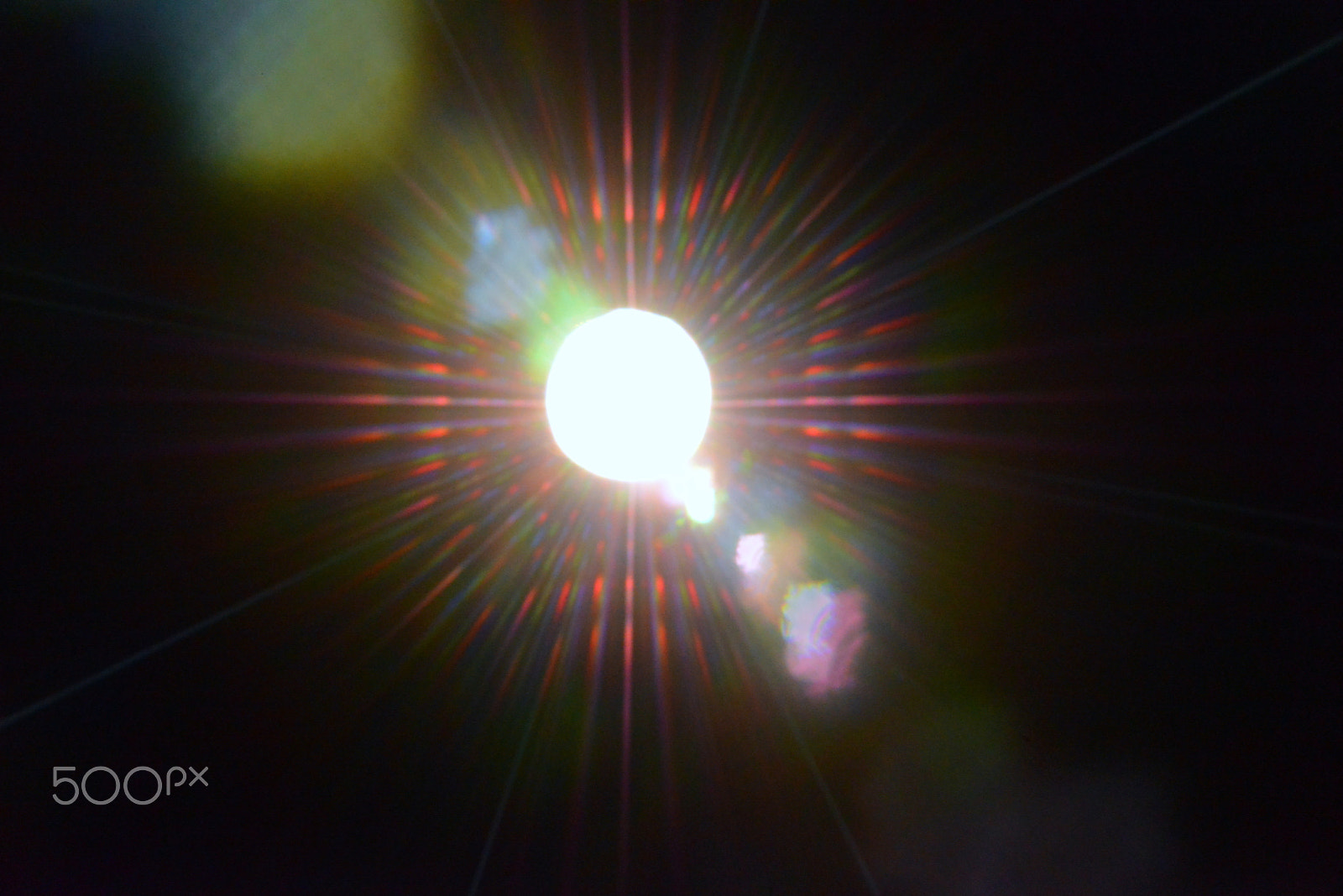 Nikon D800E sample photo. The sun through a needle hole (avoir du flare !) photography