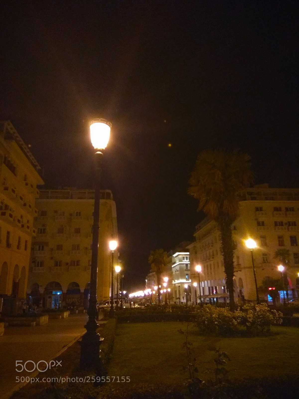 Xiaomi Redmi Note 4 sample photo. Aristotelous square photography