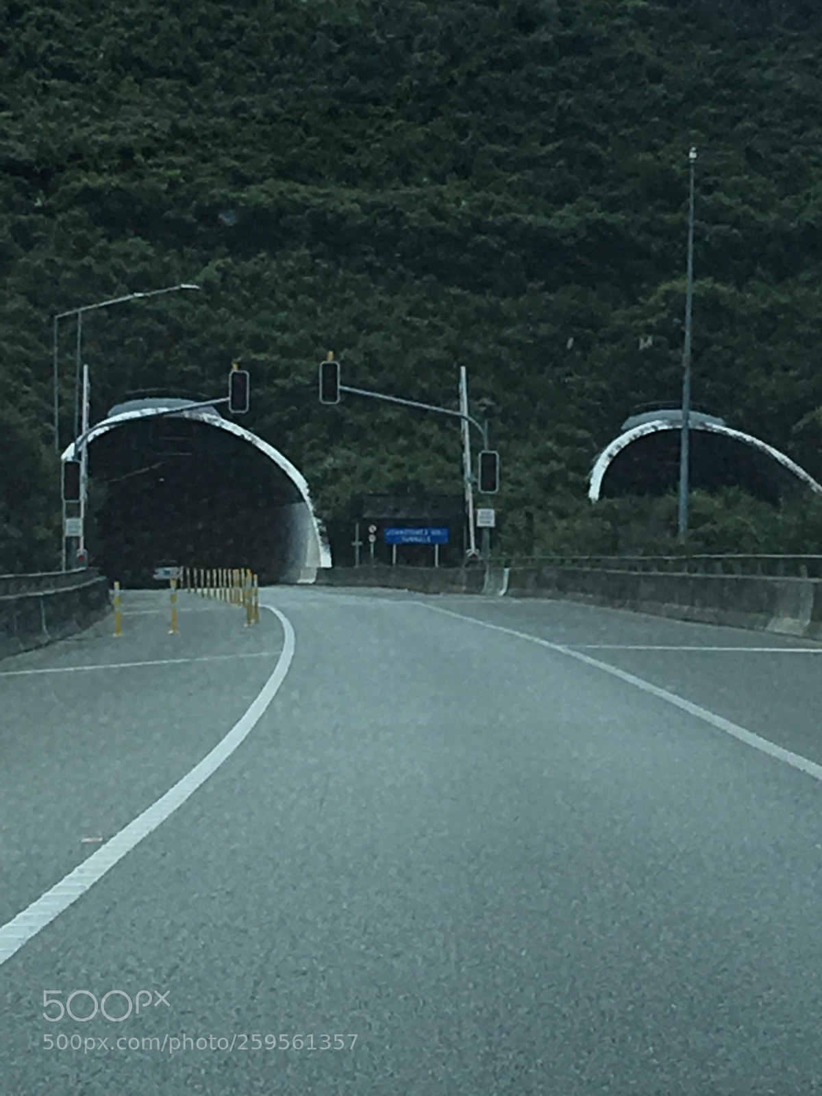 Apple iPhone 6s Plus sample photo. Tunnel photography