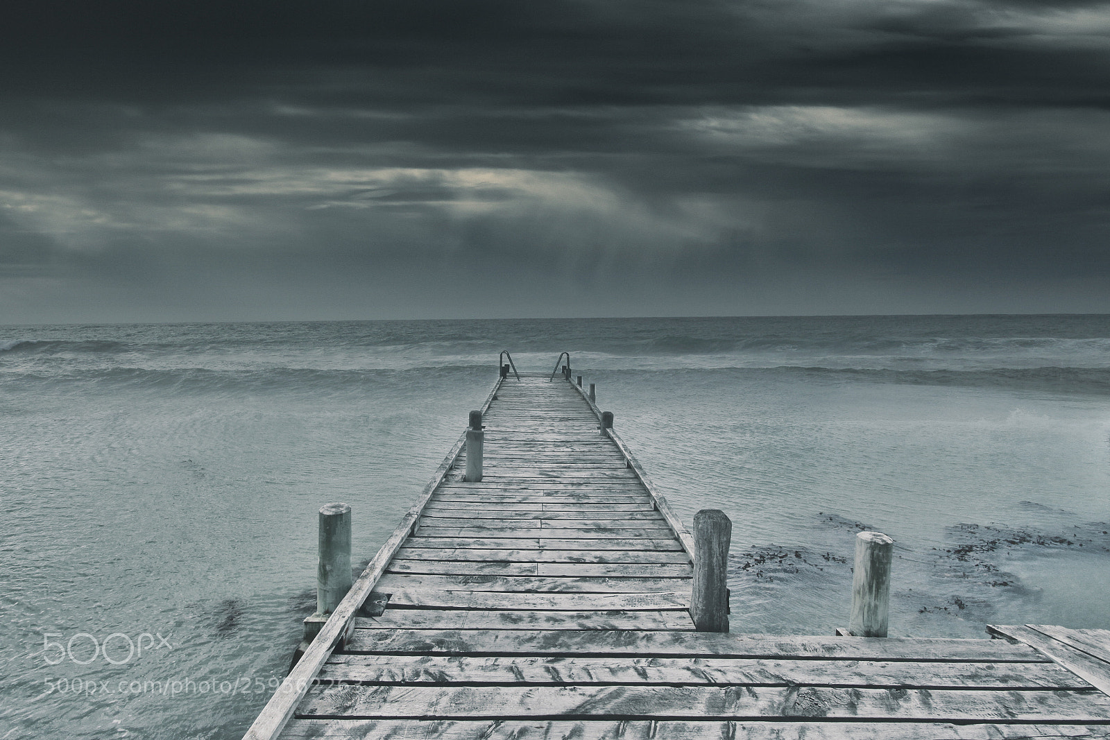 Canon EOS 50D sample photo. The storm photography