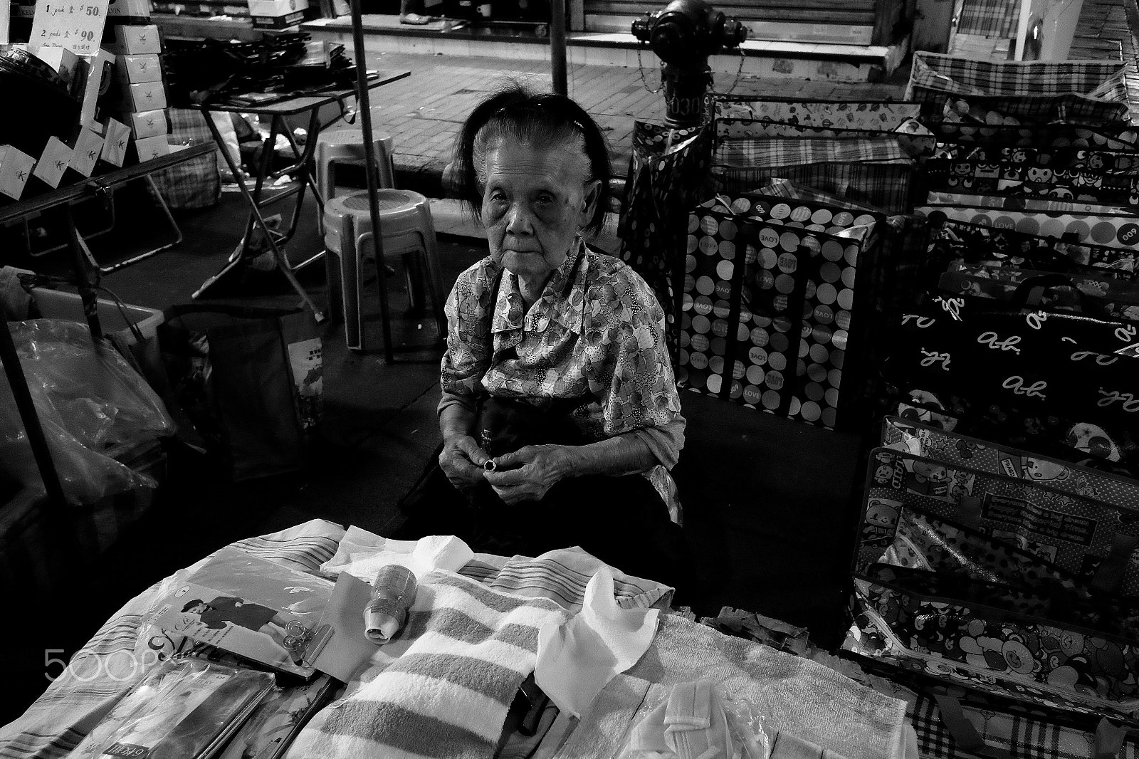 Fujifilm X70 sample photo. The floral old lady photography