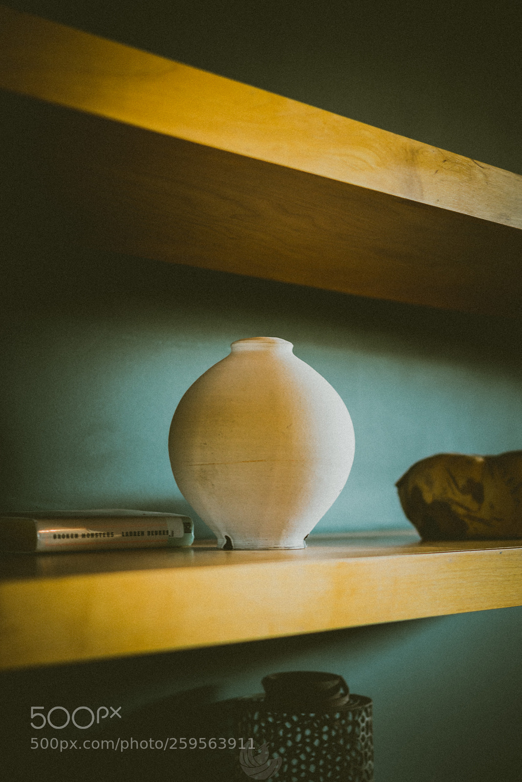 Sony a7R II sample photo. Sleek photography