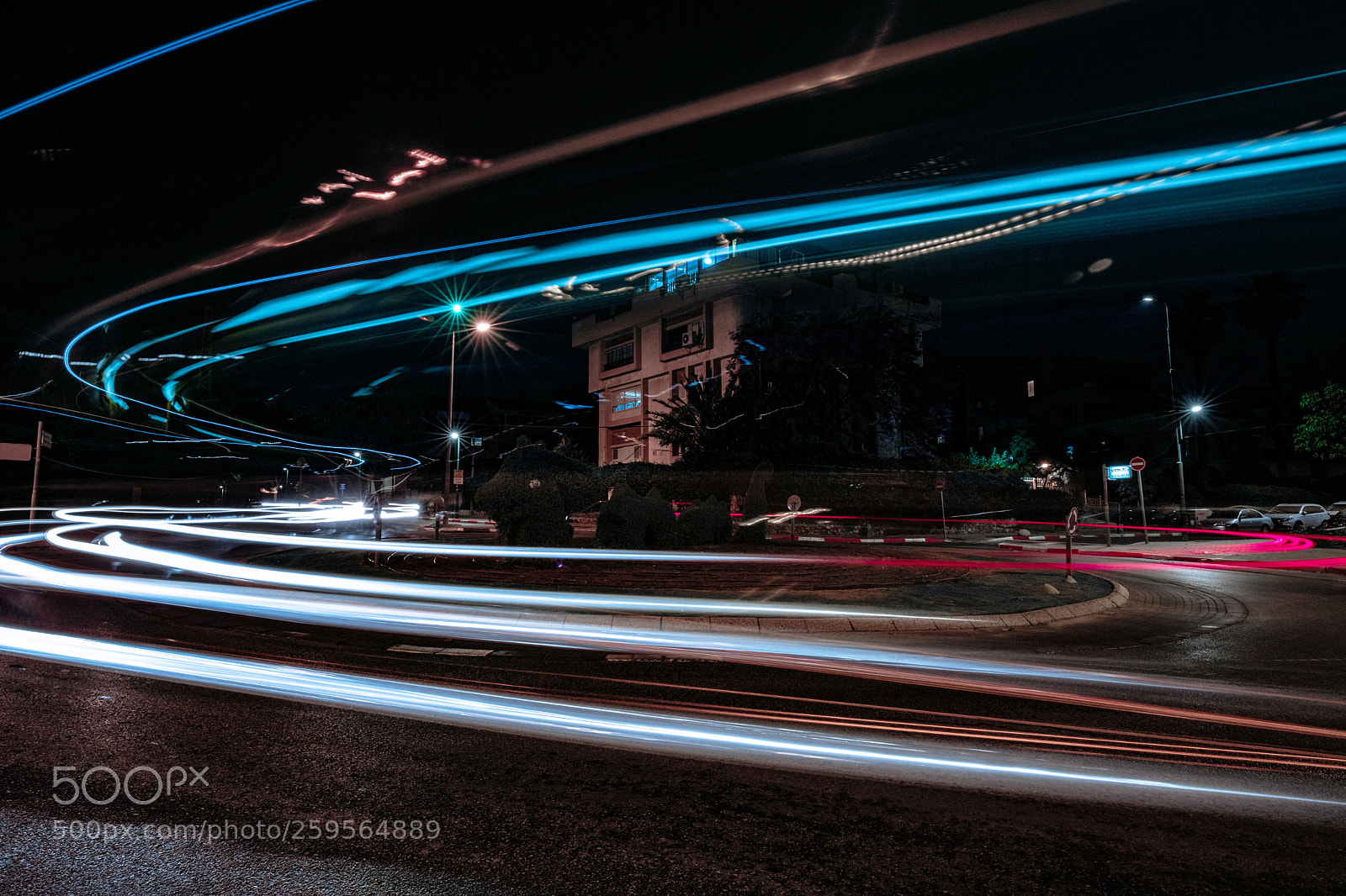 Canon EOS 6D Mark II sample photo. Roundabout light trails photography