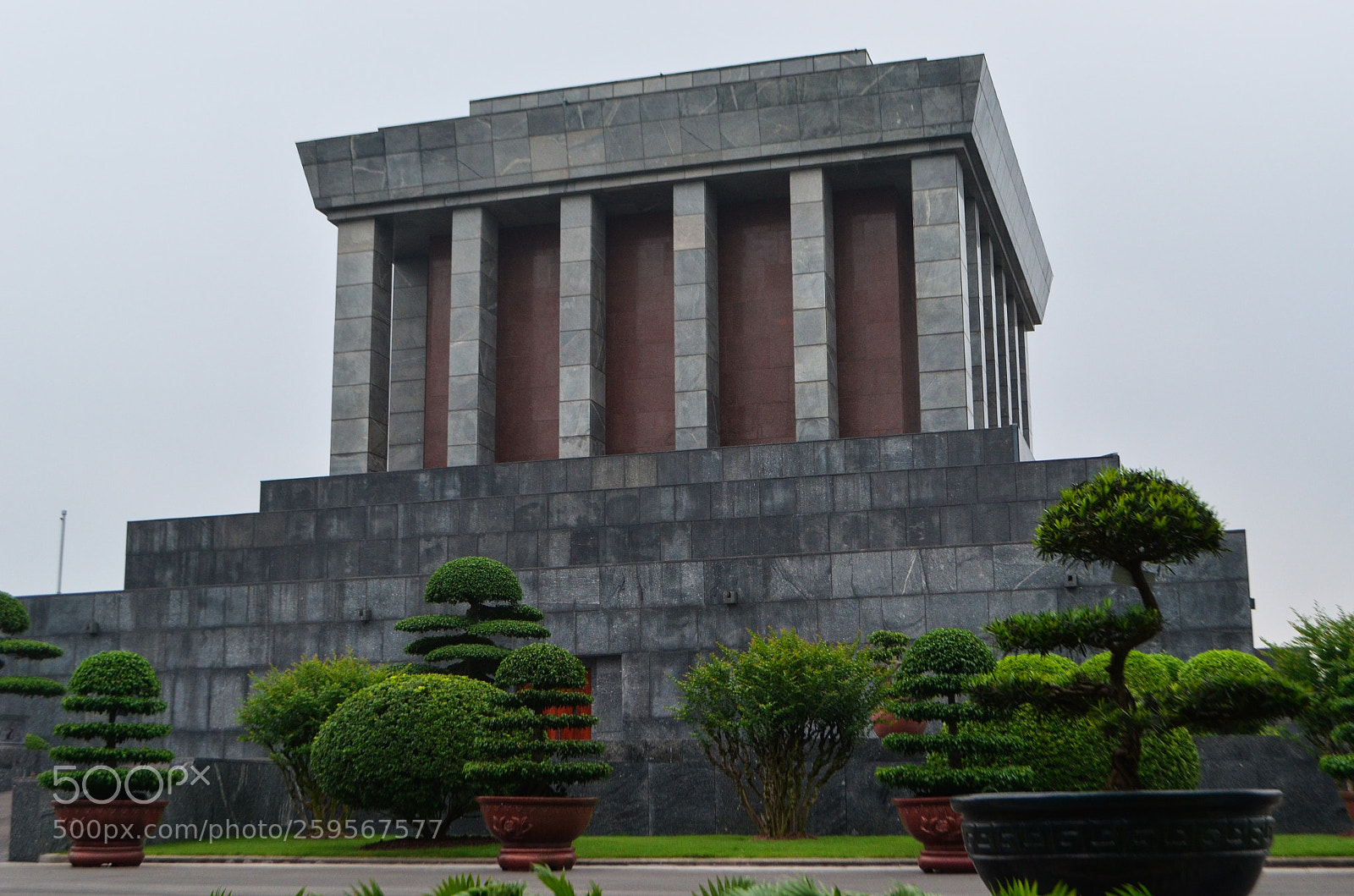 Nikon D5100 sample photo. Ho chi minh's tomb photography