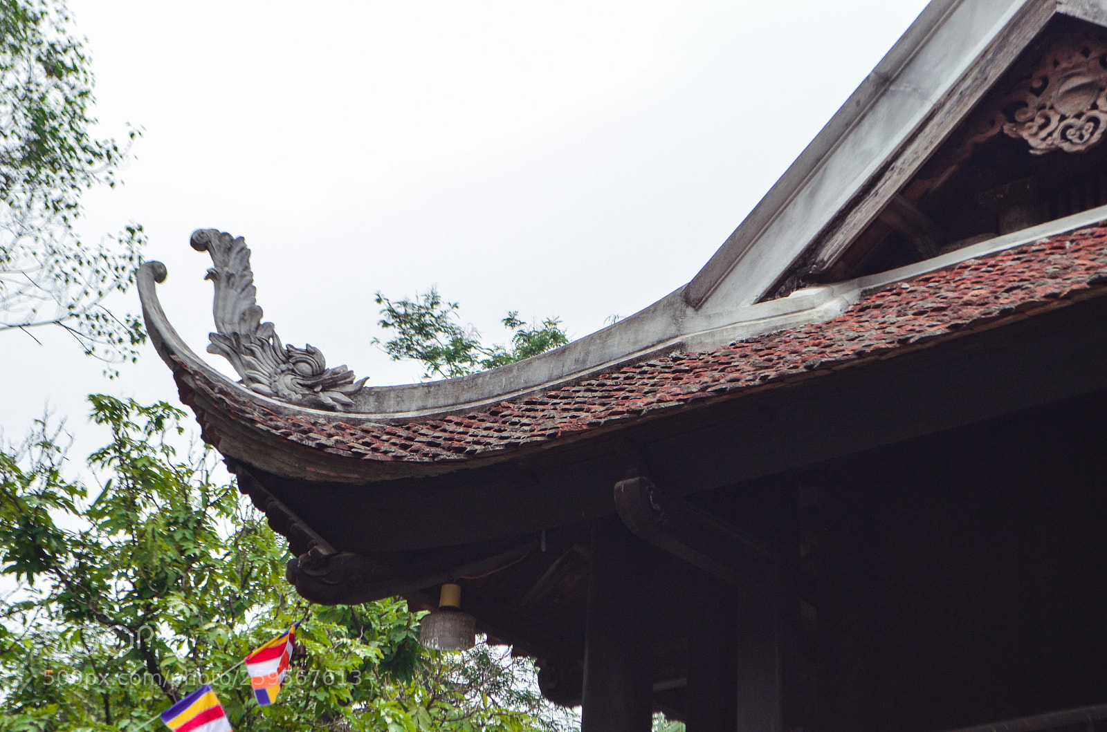 Nikon D5100 sample photo. Altar details photography