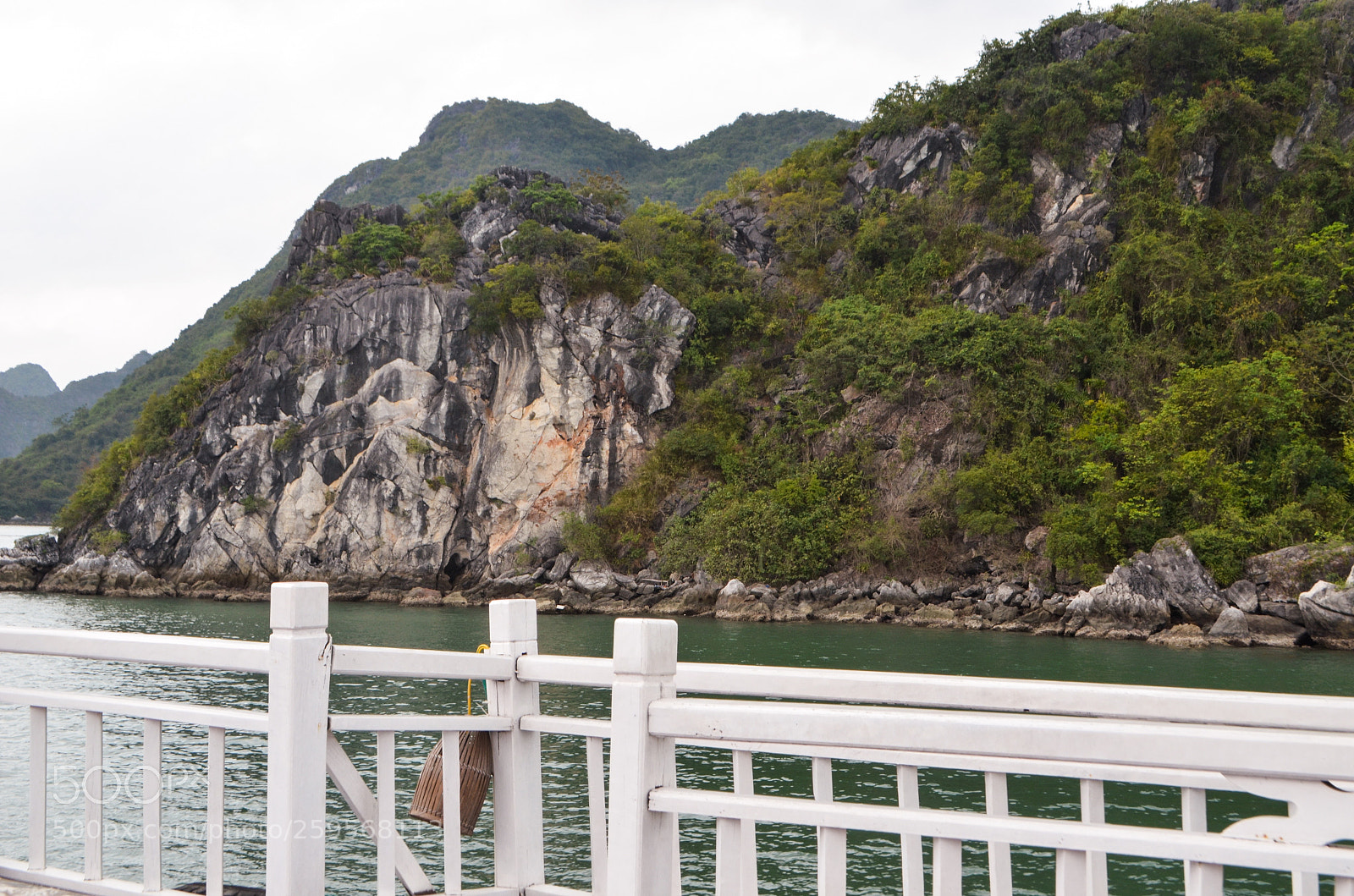 Nikon D5100 sample photo. Halong bay 12 photography