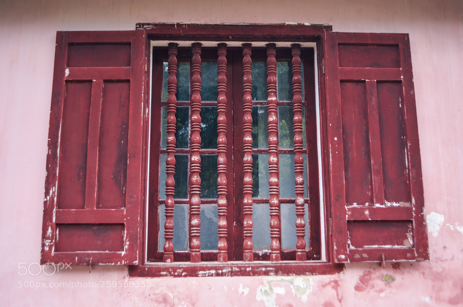 Nikon D5100 sample photo. Beautiful bars photography