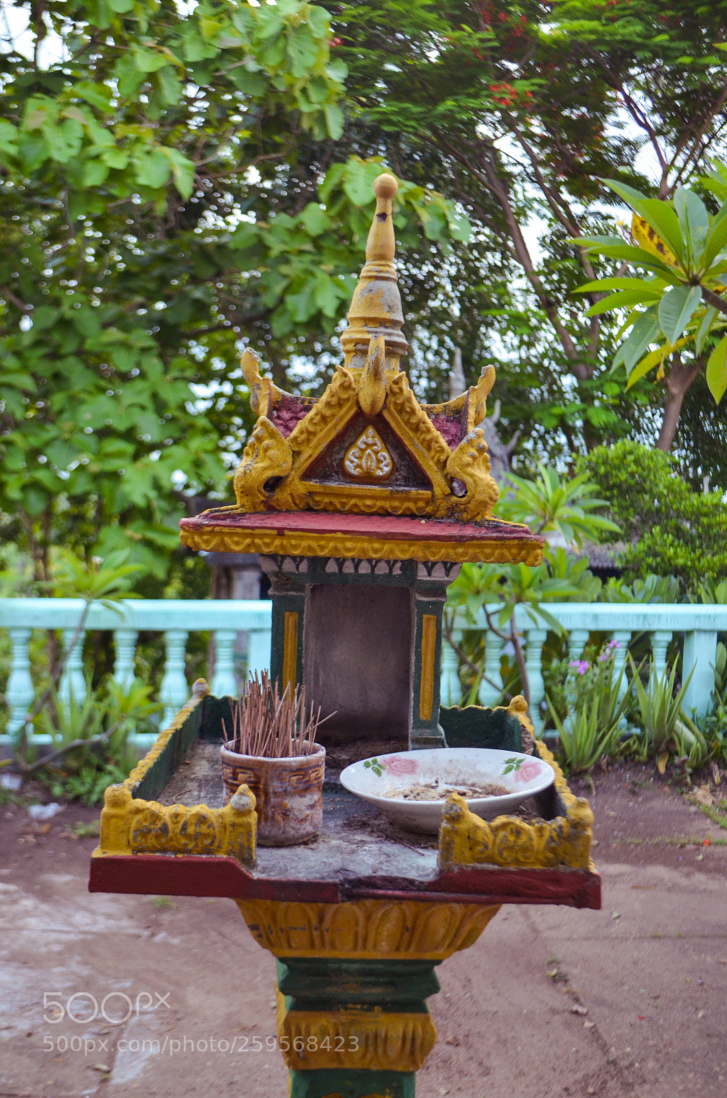 Nikon D5100 sample photo. Small offerings photography