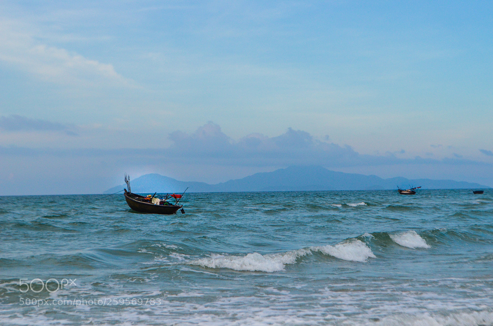 Nikon D5100 sample photo. Rocking boat photography