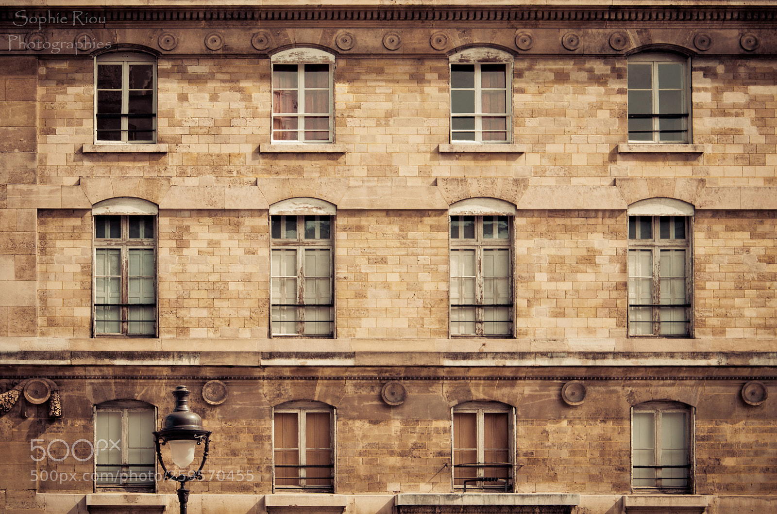 Pentax K-30 sample photo. Parisian windows photography