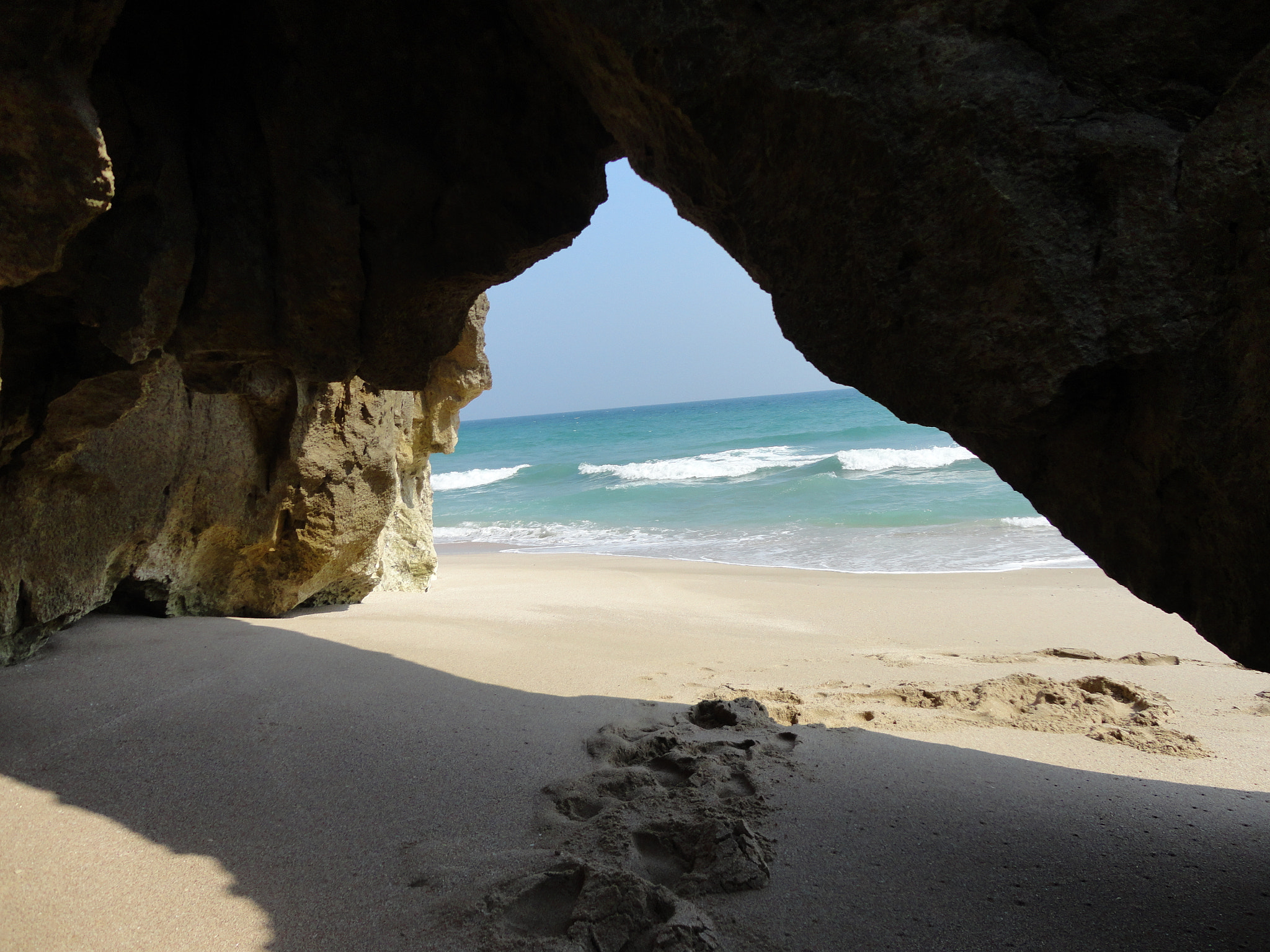 Sony Cyber-shot DSC-W570 sample photo. Oman photography
