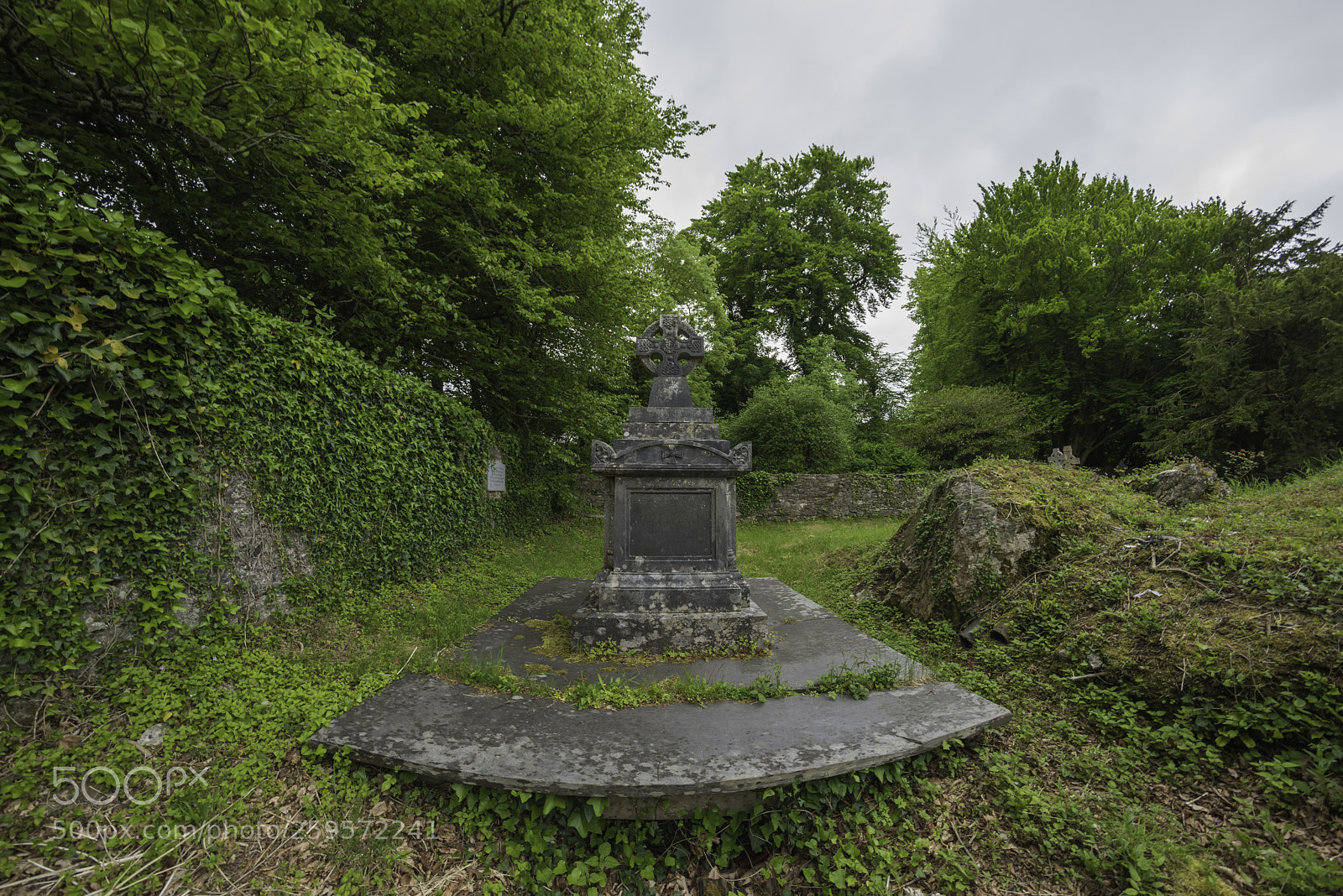 Nikon D810 sample photo. Ancient grave photography