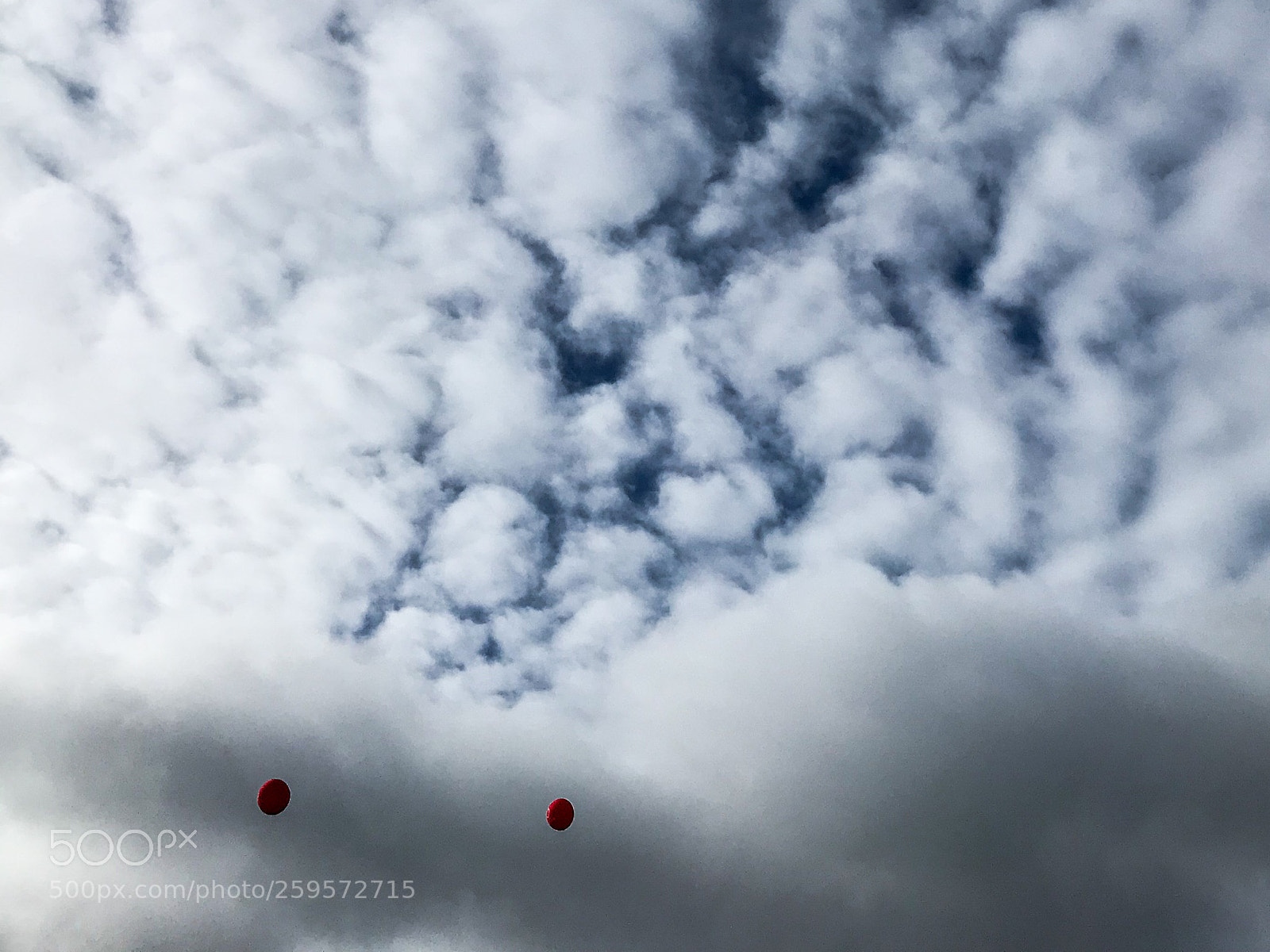 Apple iPhone 7 sample photo. 112/365: two balloons photography