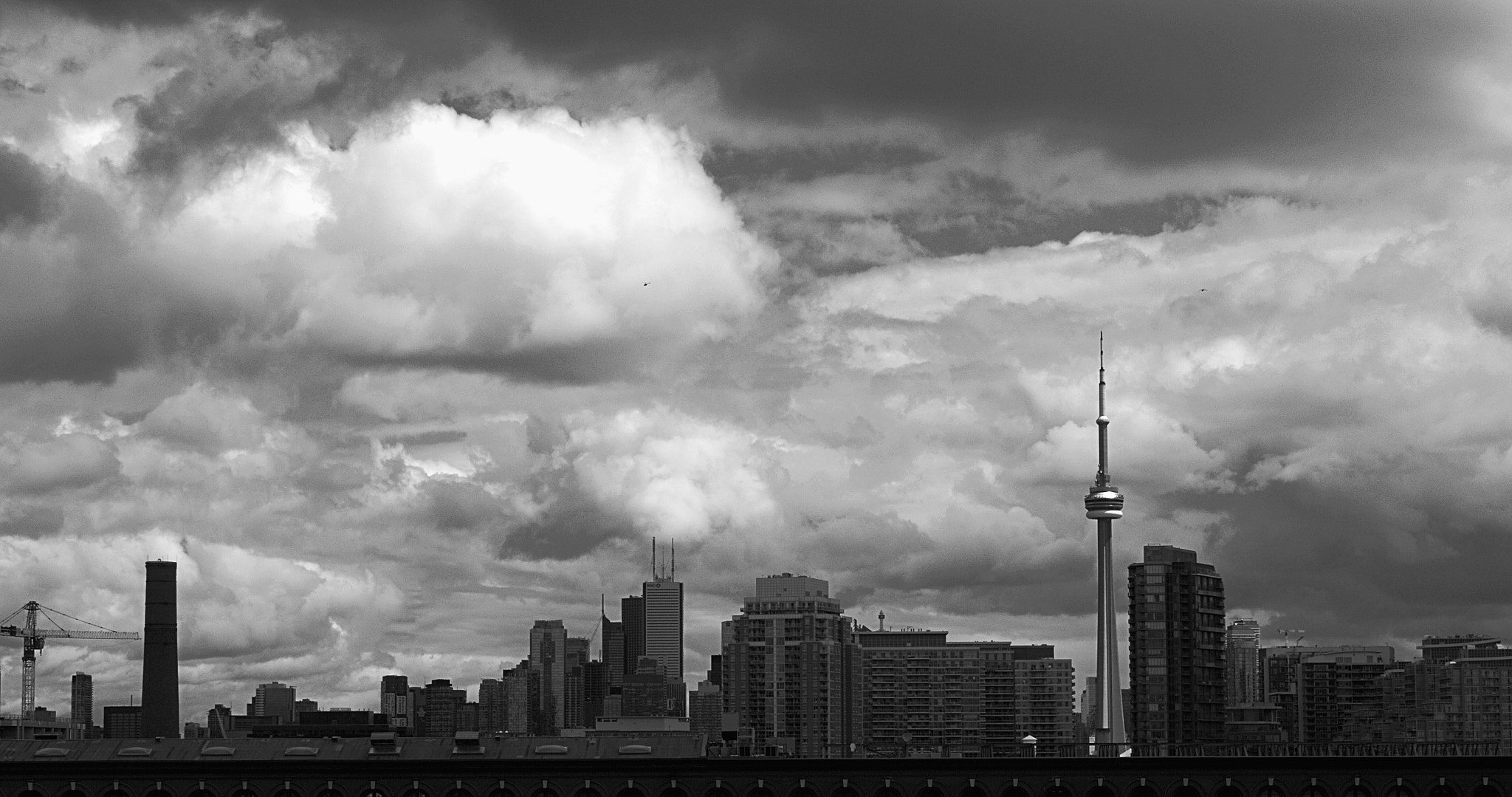 Canon EF 28-105mm f/3.5-4.5 USM sample photo. Cn tower photography