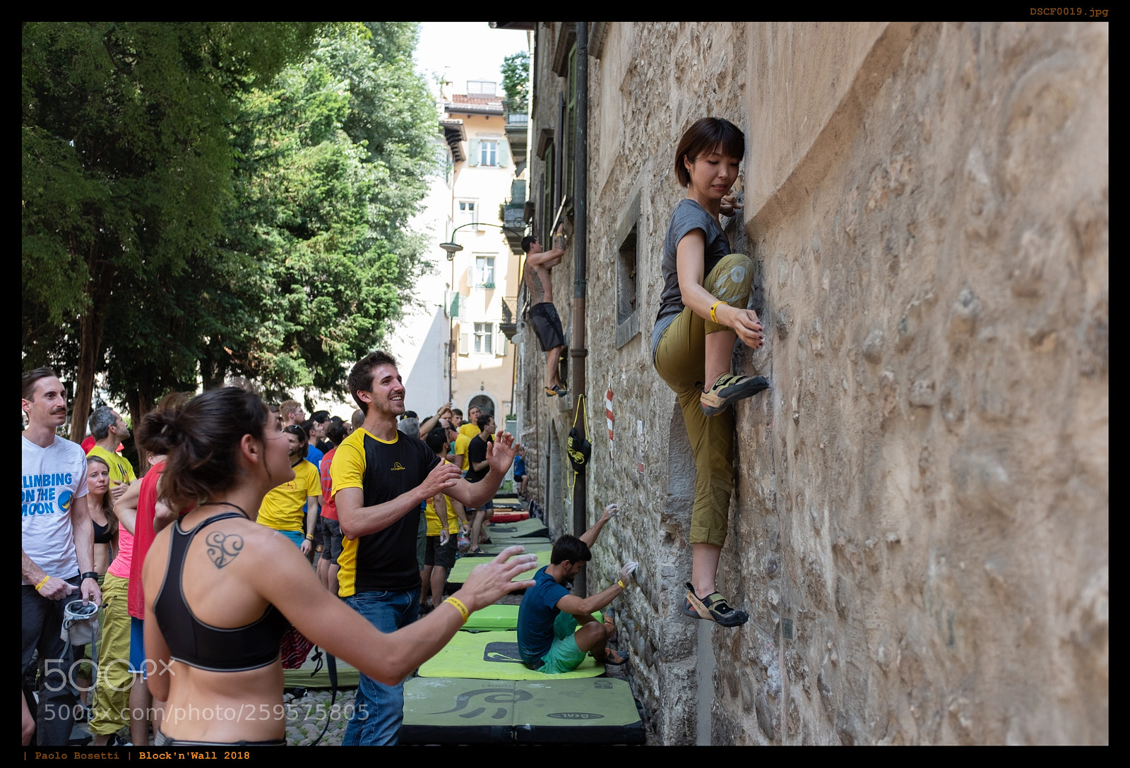 Fujifilm X100F sample photo. Block'n'wall 2018 photography