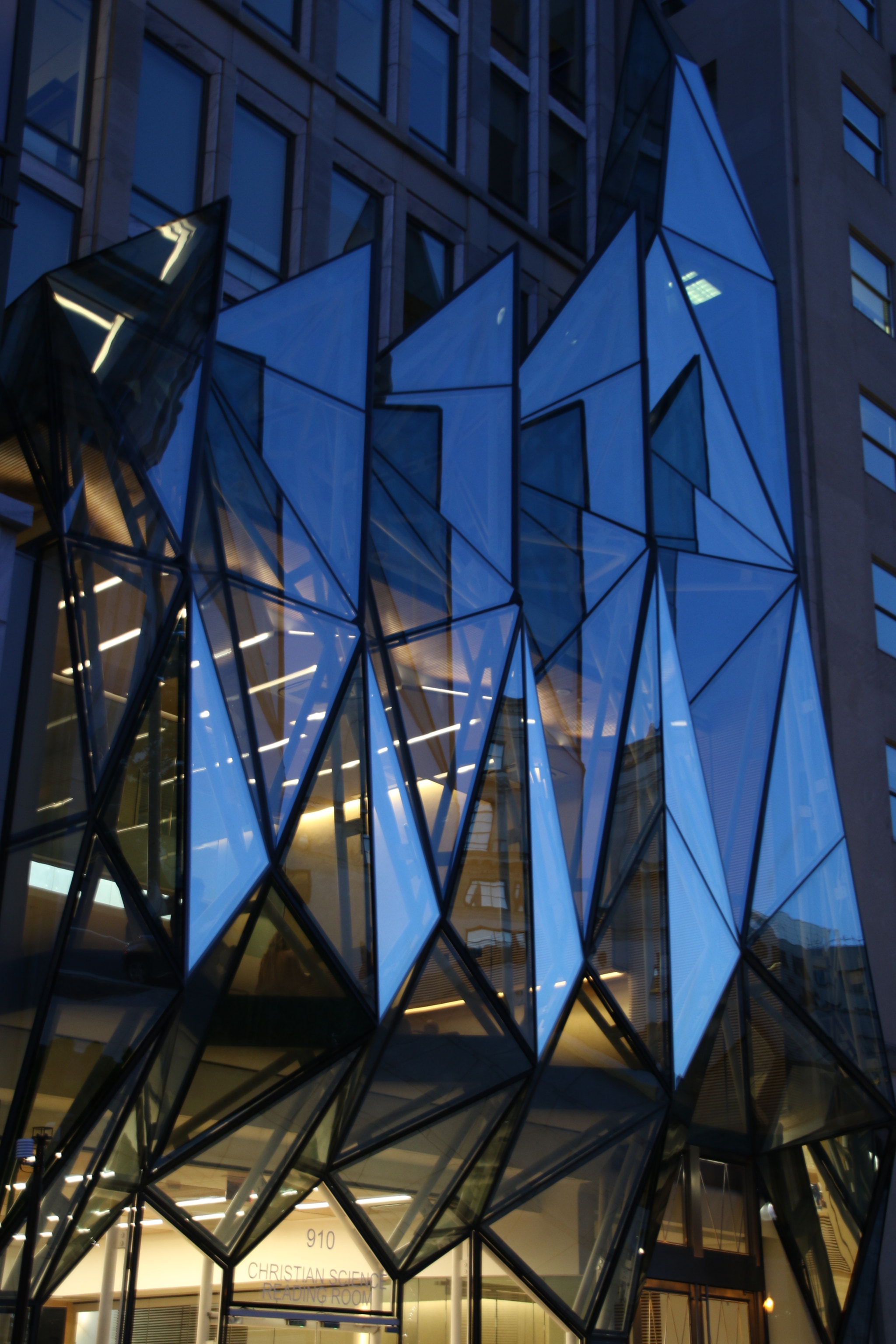 Canon EOS 7D Mark II sample photo. Christian science reading room photography