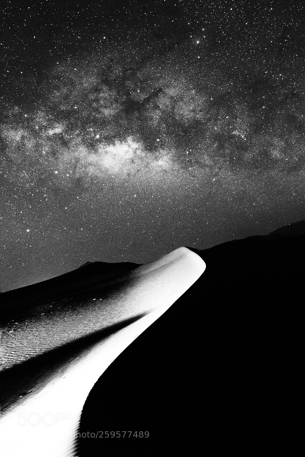 Canon EOS 6D Mark II sample photo. Curved road to infinity photography