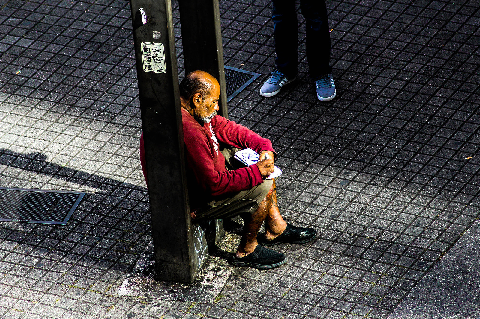 Canon EOS 700D (EOS Rebel T5i / EOS Kiss X7i) sample photo. Homeless in hawai'i. photography