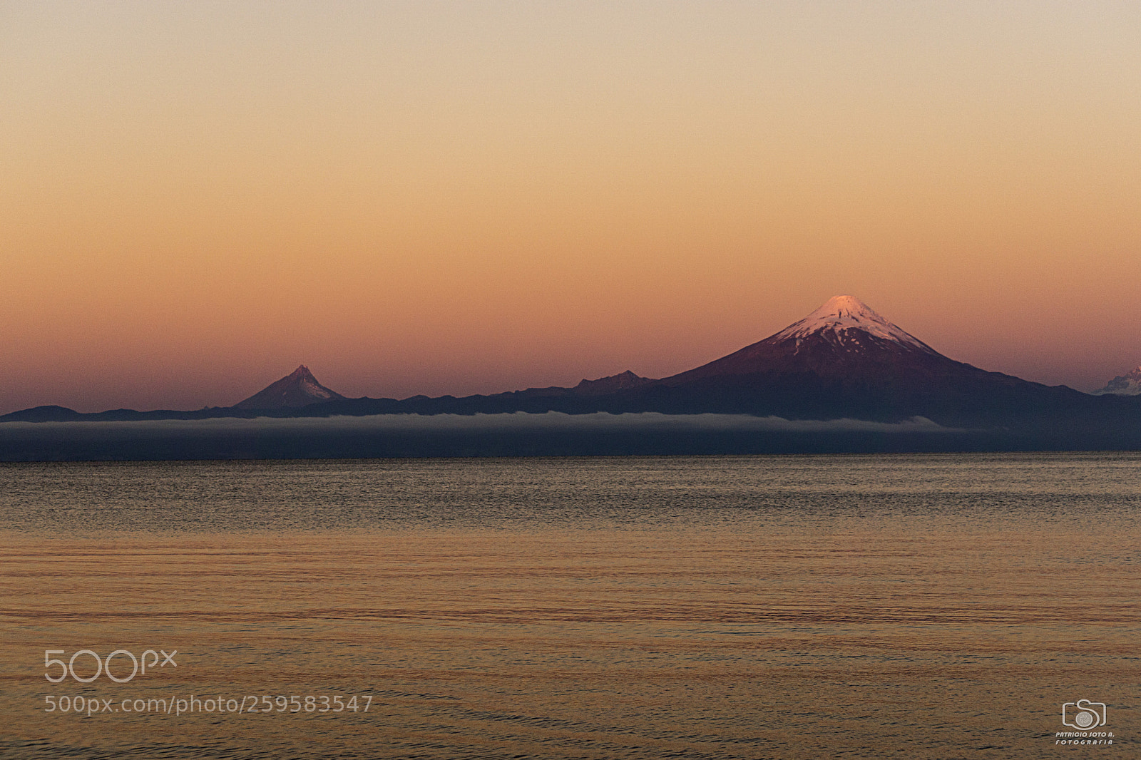 Sony ILCA-77M2 sample photo. Atardecer volcan osorno photography