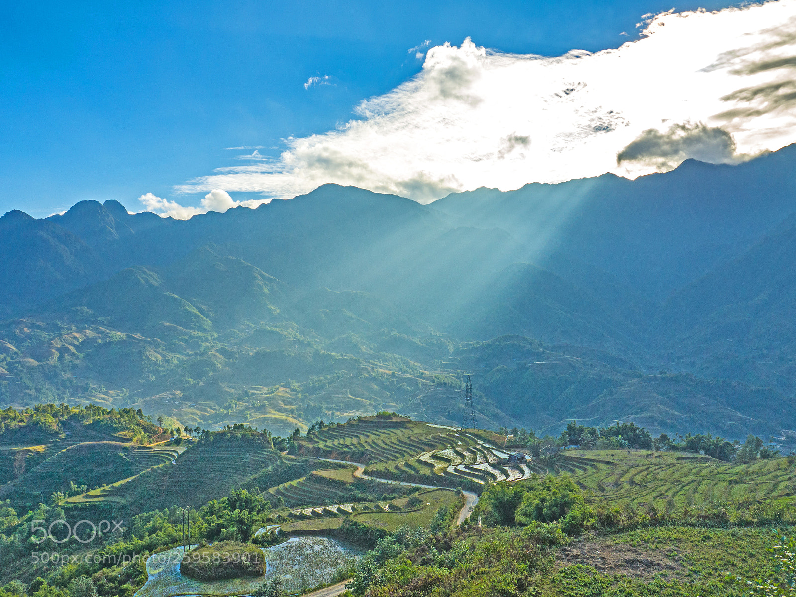 Olympus OM-D E-M10 sample photo. Sapa sunrays photography